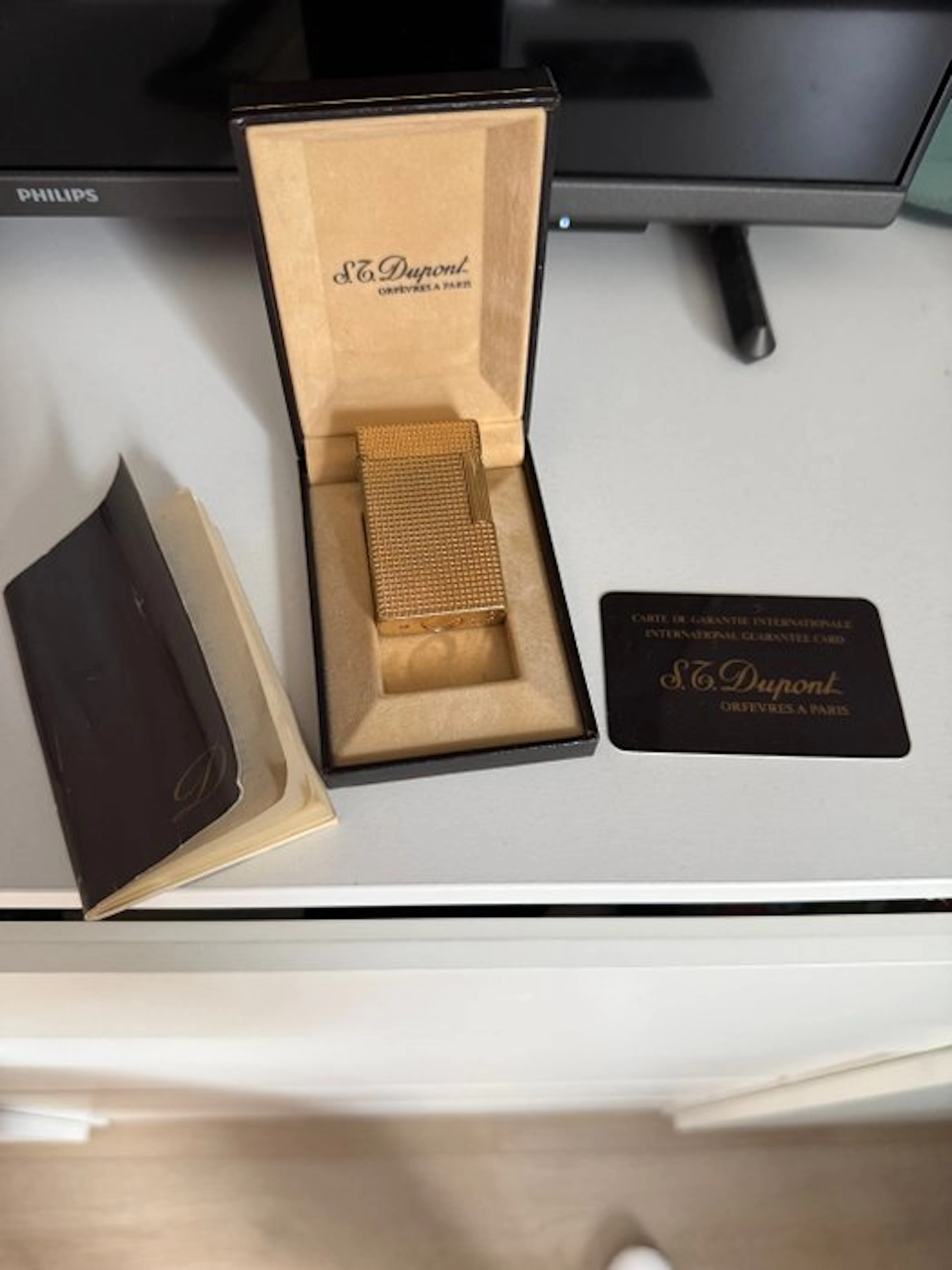S.T. Dupont - ligne 1 - Pocket lighter - Gold plated