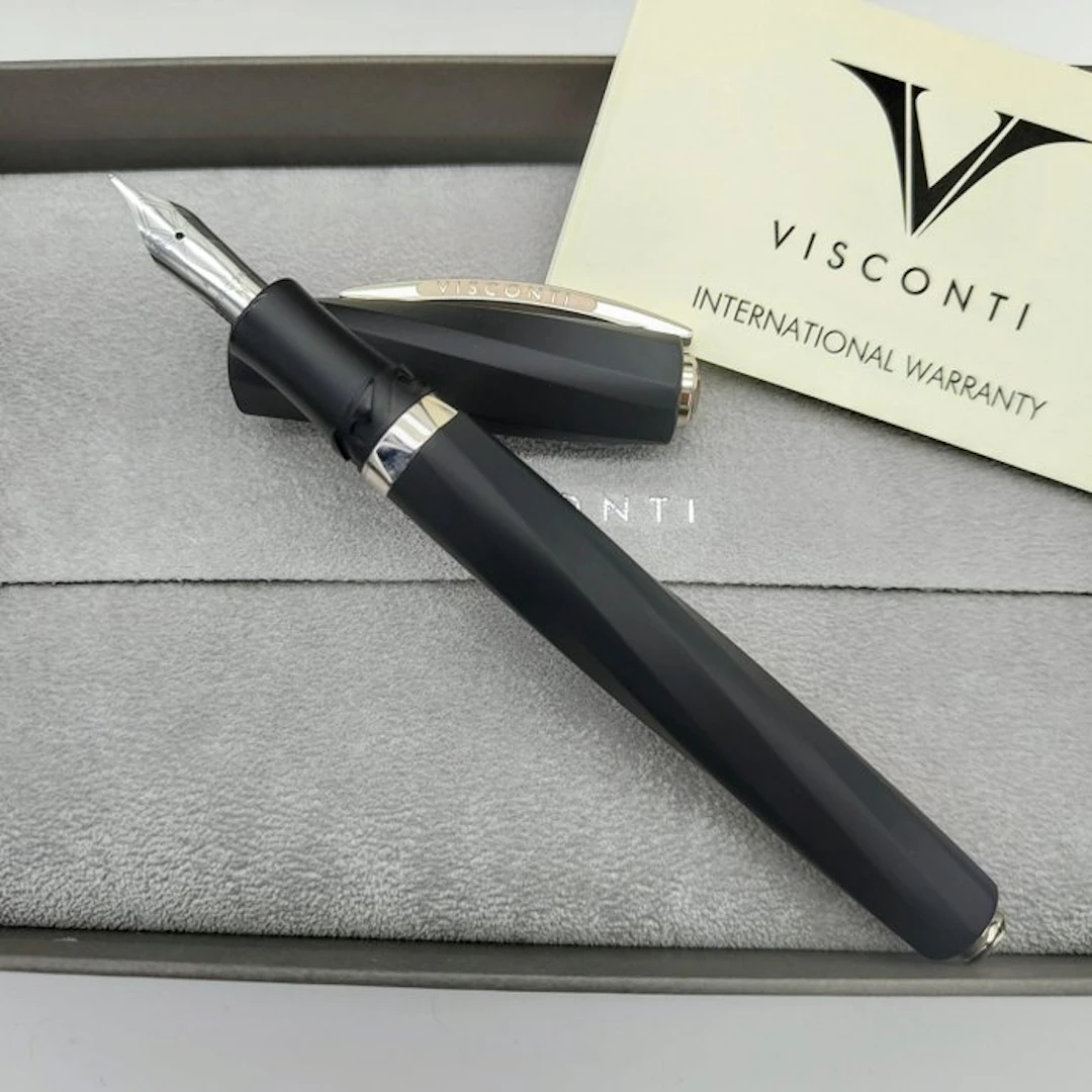 Visconti - Divina Matte - Fountain pen