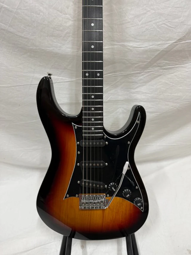 Lintage Guitars - STR-01-SB (ST-Style