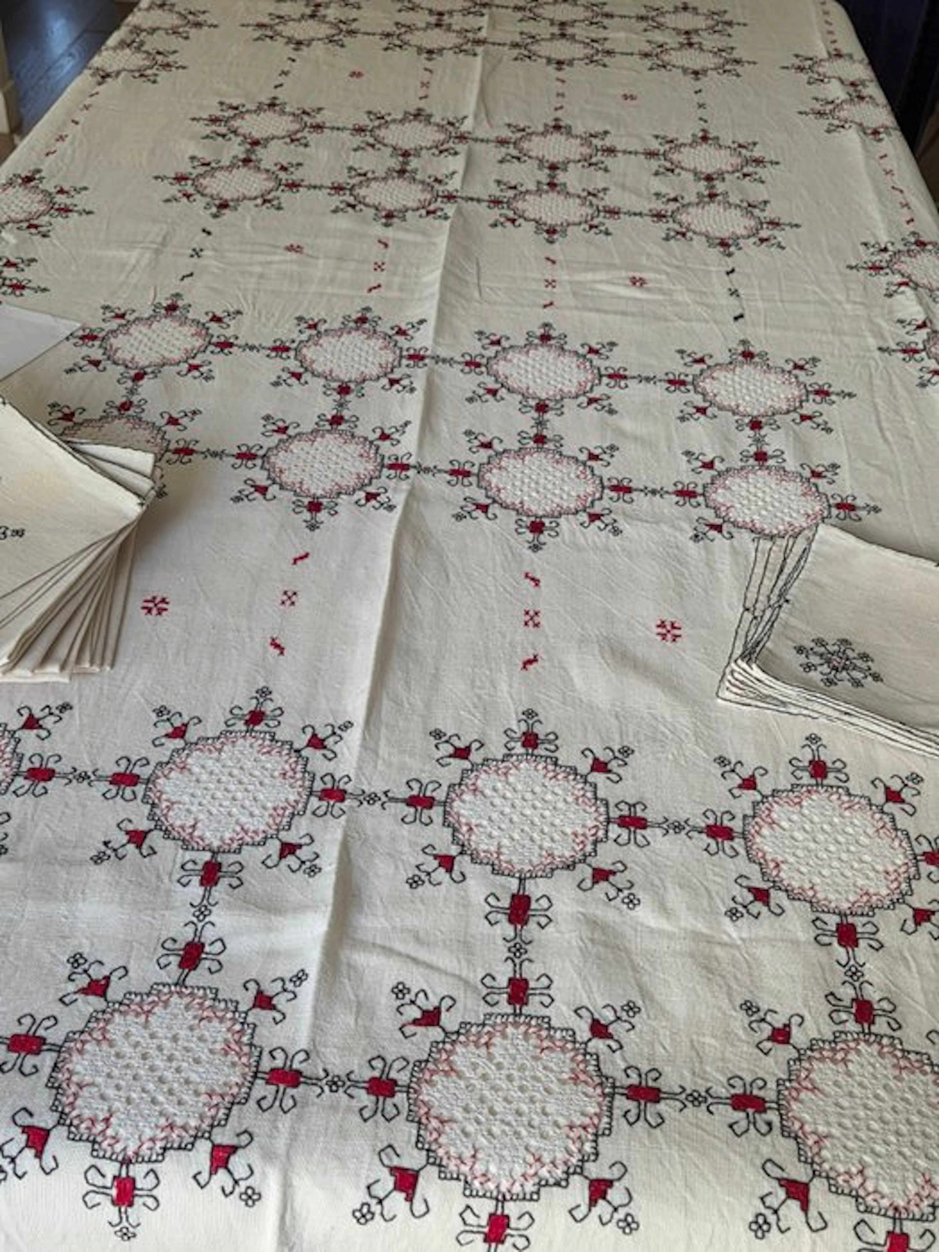Tablecloth (25) - 279 cm - 158 cm