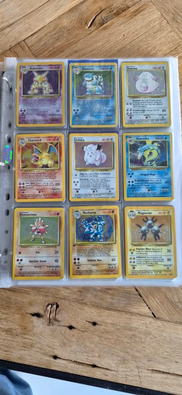 Pokémon - 102 Complete album - WOTC - Base set