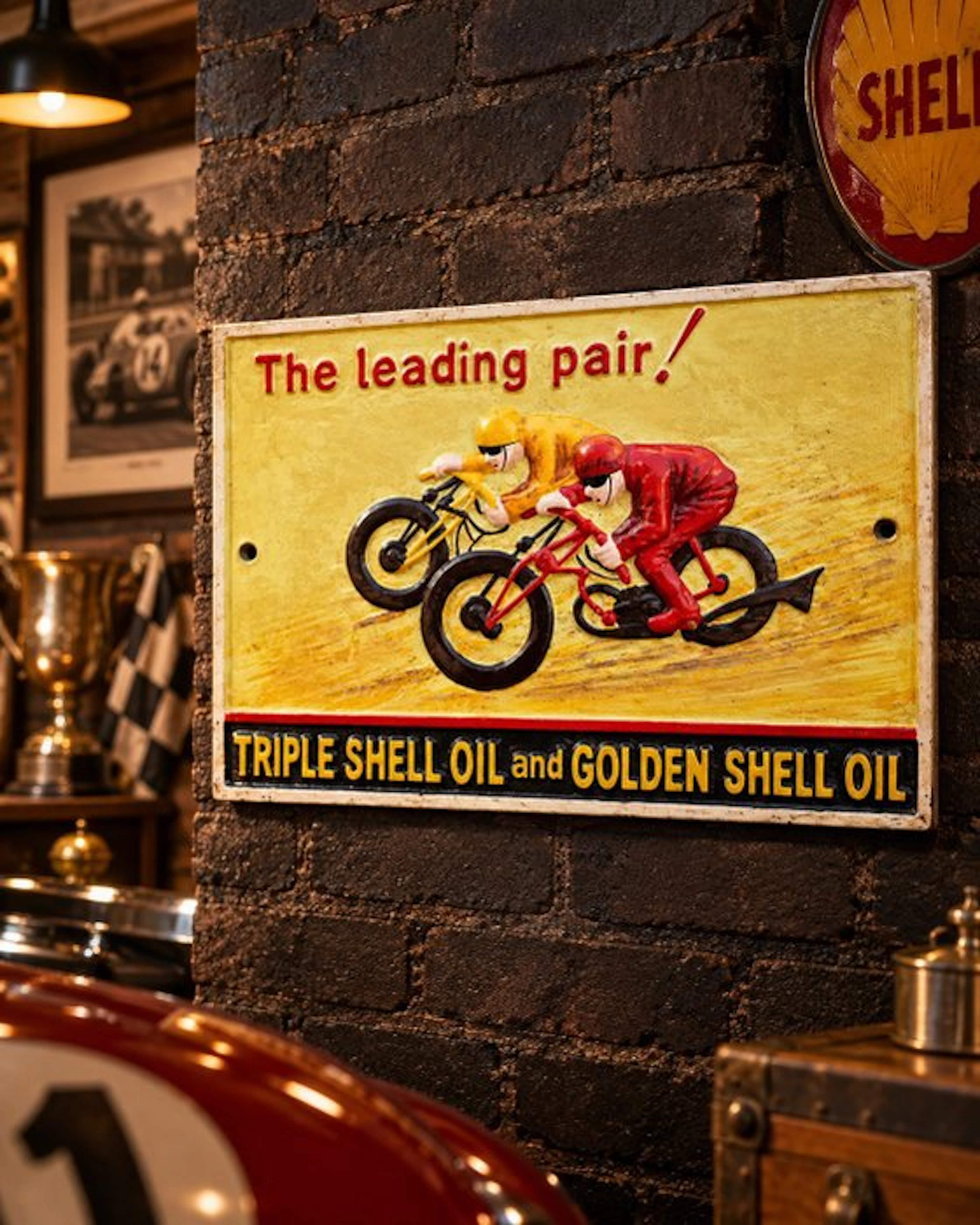 Shell Oil - Motors - Cast Iron - Sign - Cast iron