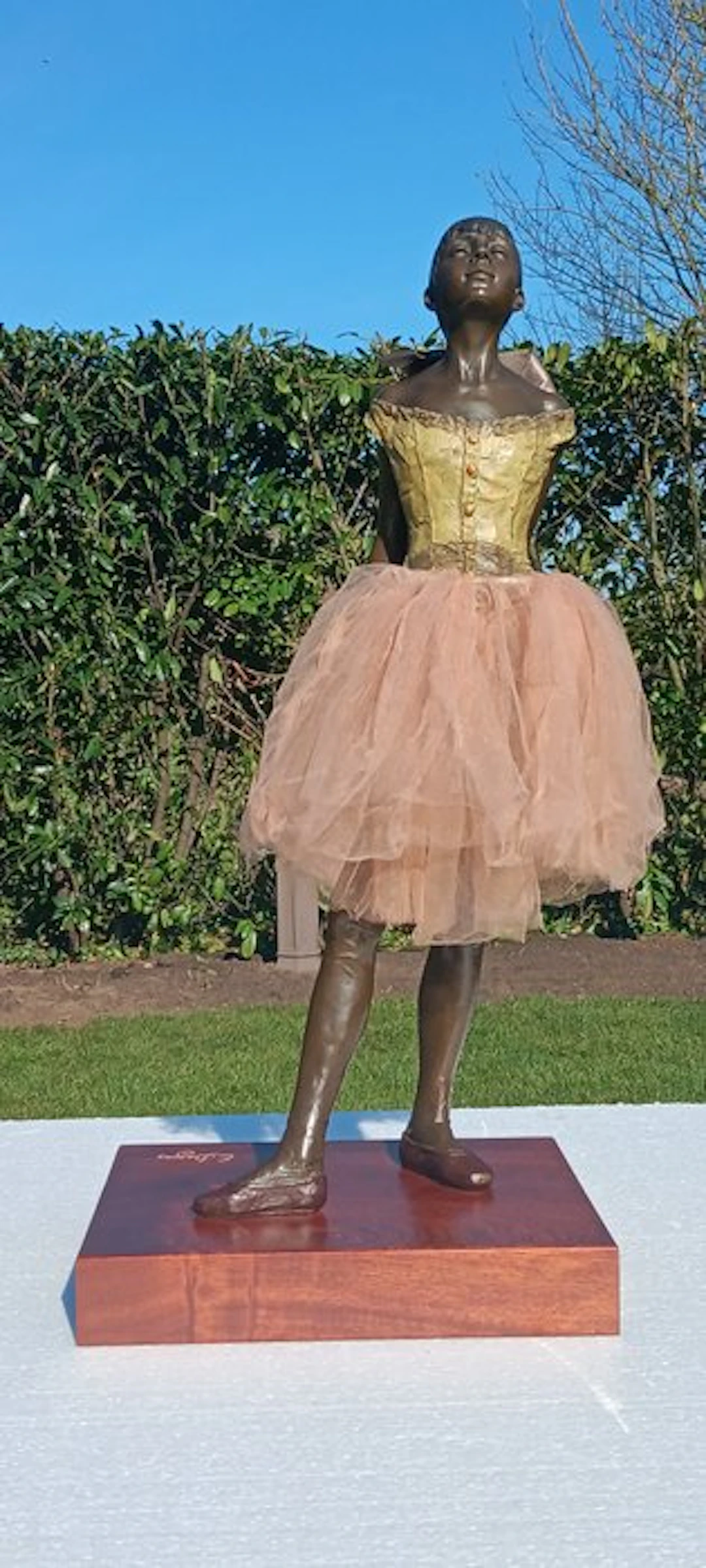 naar edgar degas - Statue