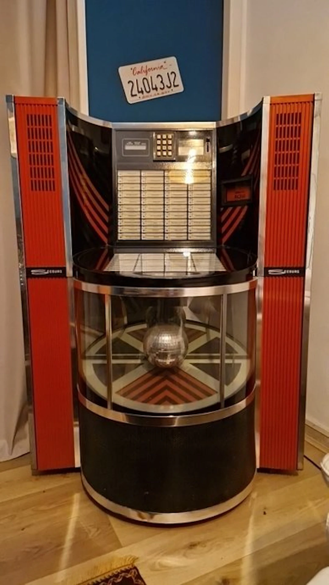 Seeburg - Phoenix SMC2 Jukebox