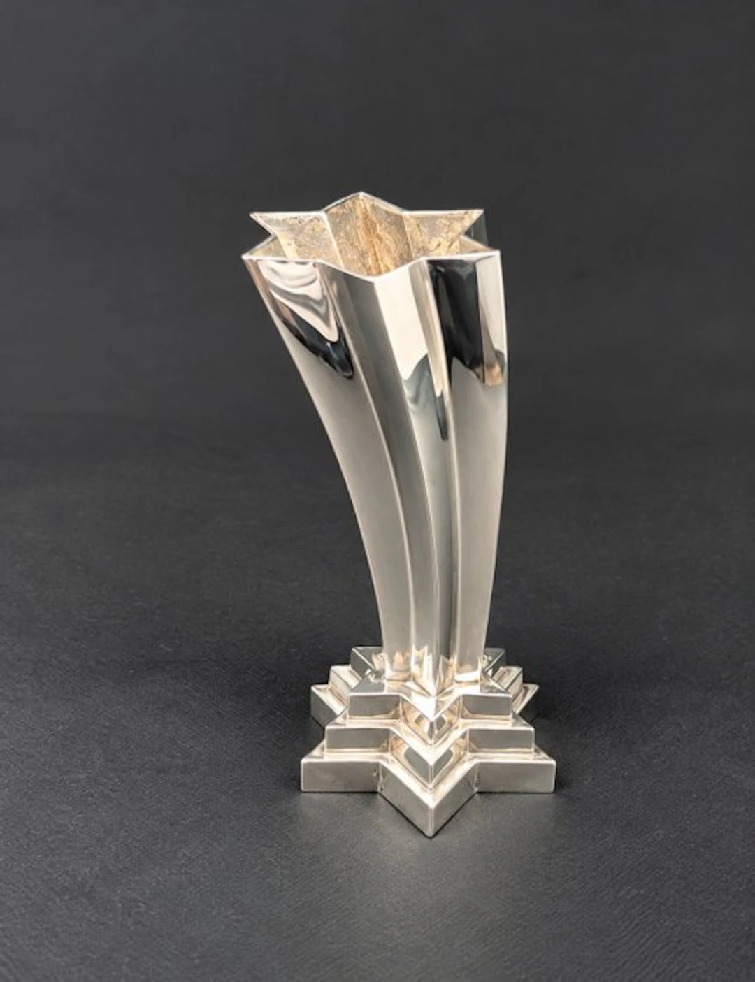 Manifattura italiana - Vase - Star vase - Silverplated