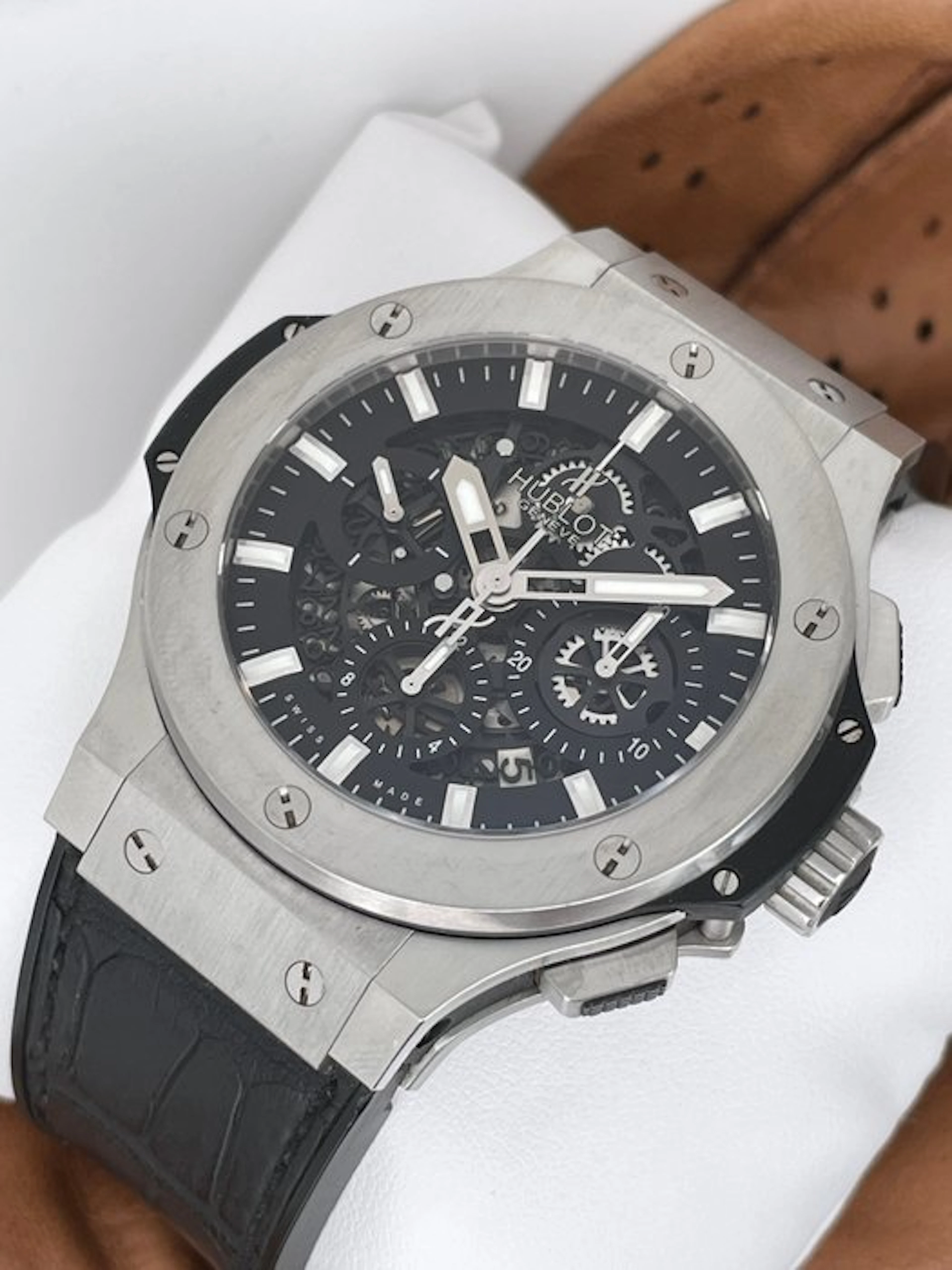 Hublot - Big Bang Aero Bang Skeleton Chronograph...