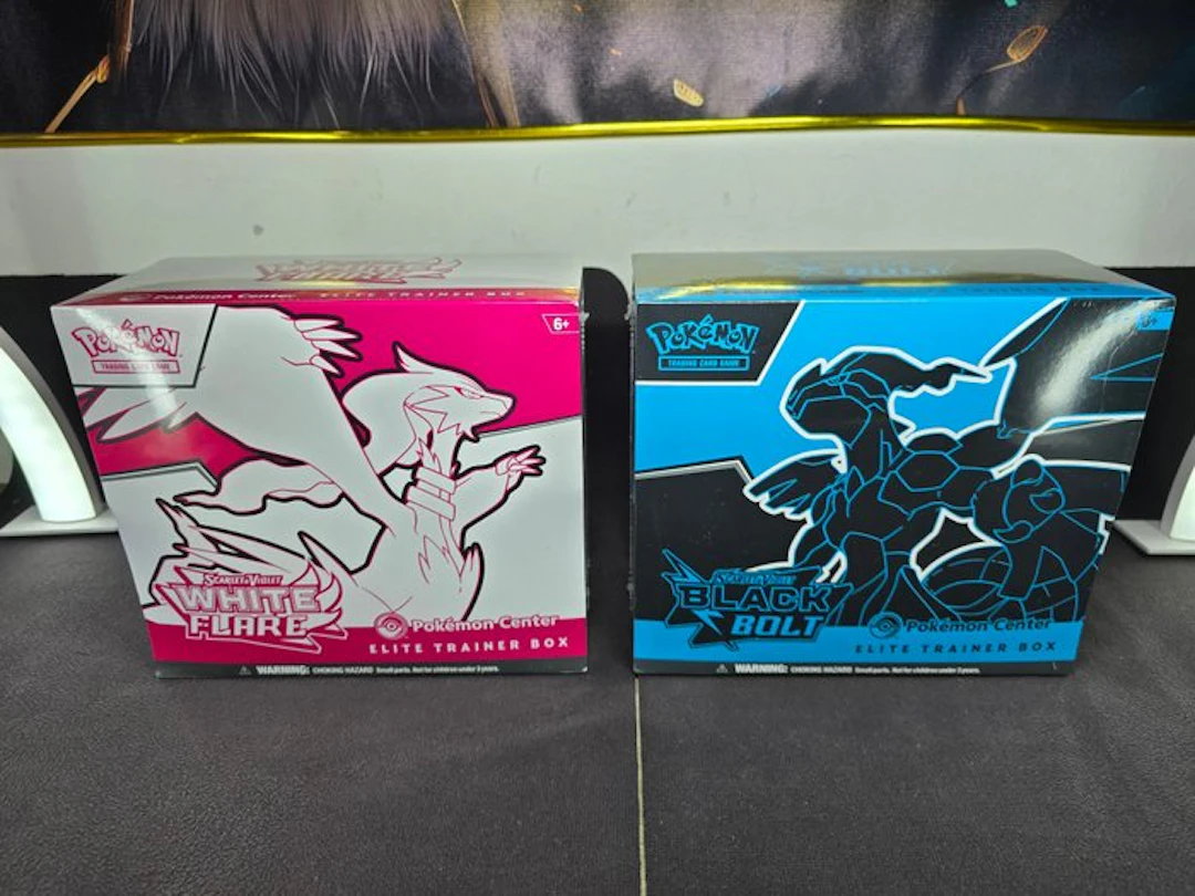 Pokémon - 2 Box - White Flare / Black Bolt - Scarlet & Violet