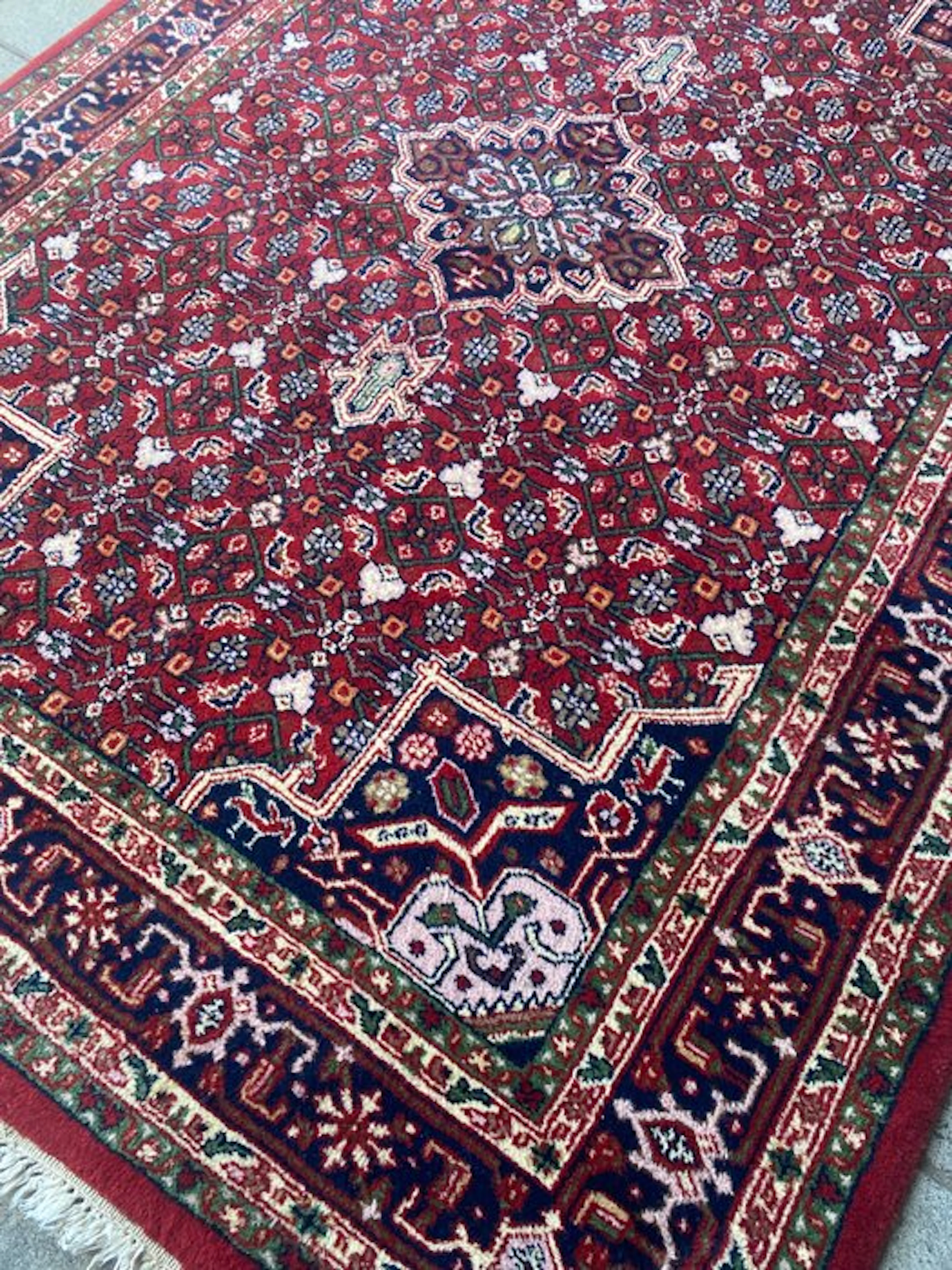 Indo Hosseinabad - Cleaned - Carpet - 246 cm - 170 cm