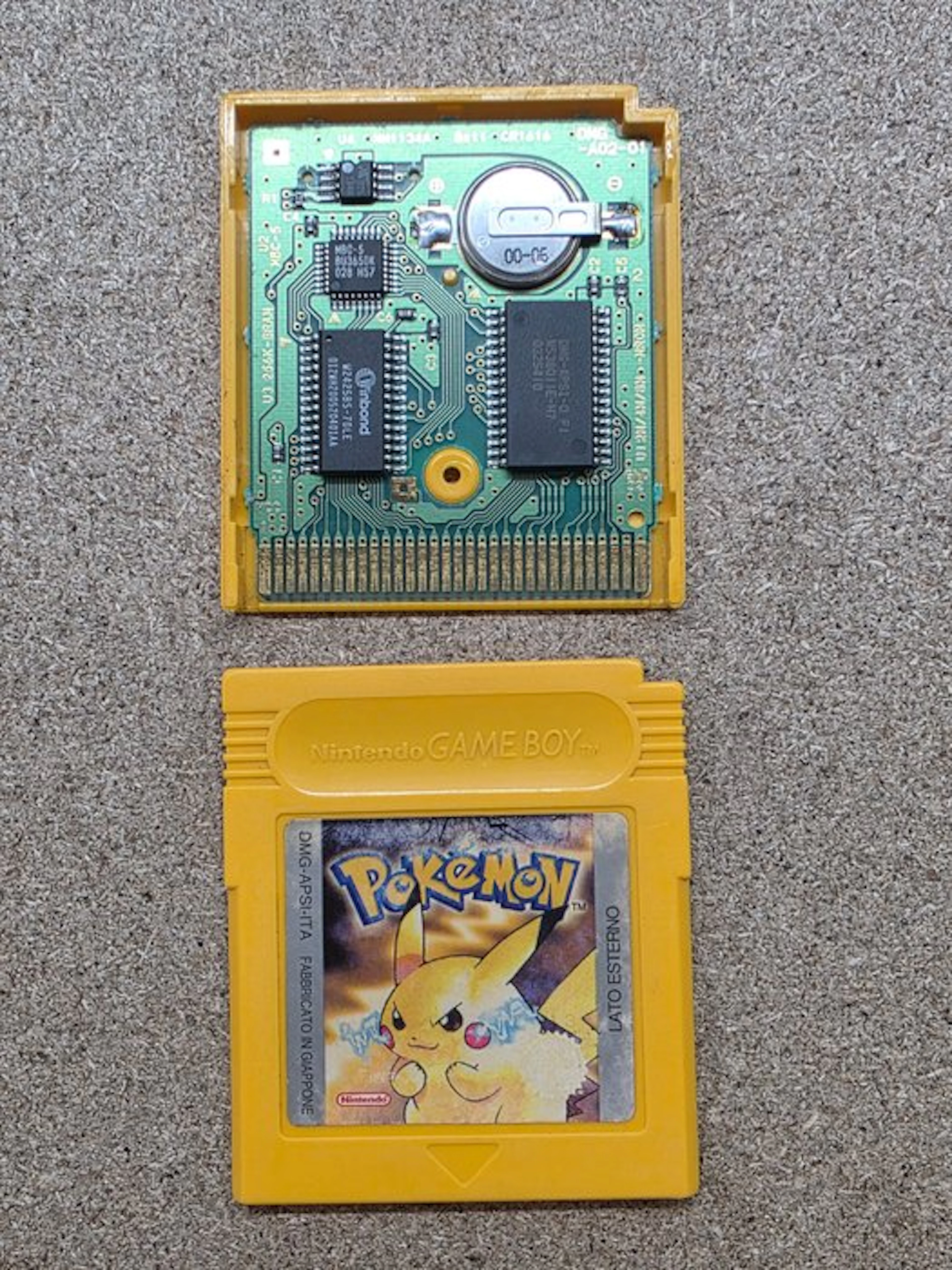 Extremely Rare - Nintendo Game Boy Classic Pokemon Yellow...