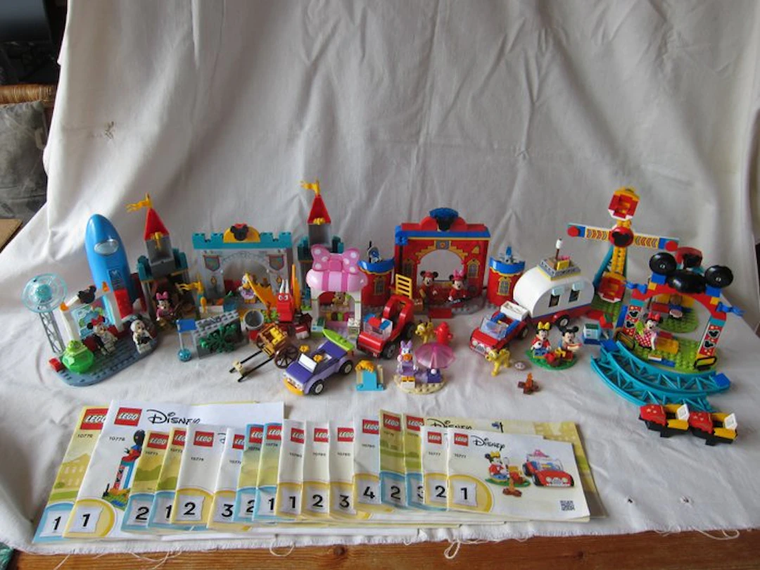 LEGO Set - Disney - disney mickey and friends minnie pluto daisy lot 10773