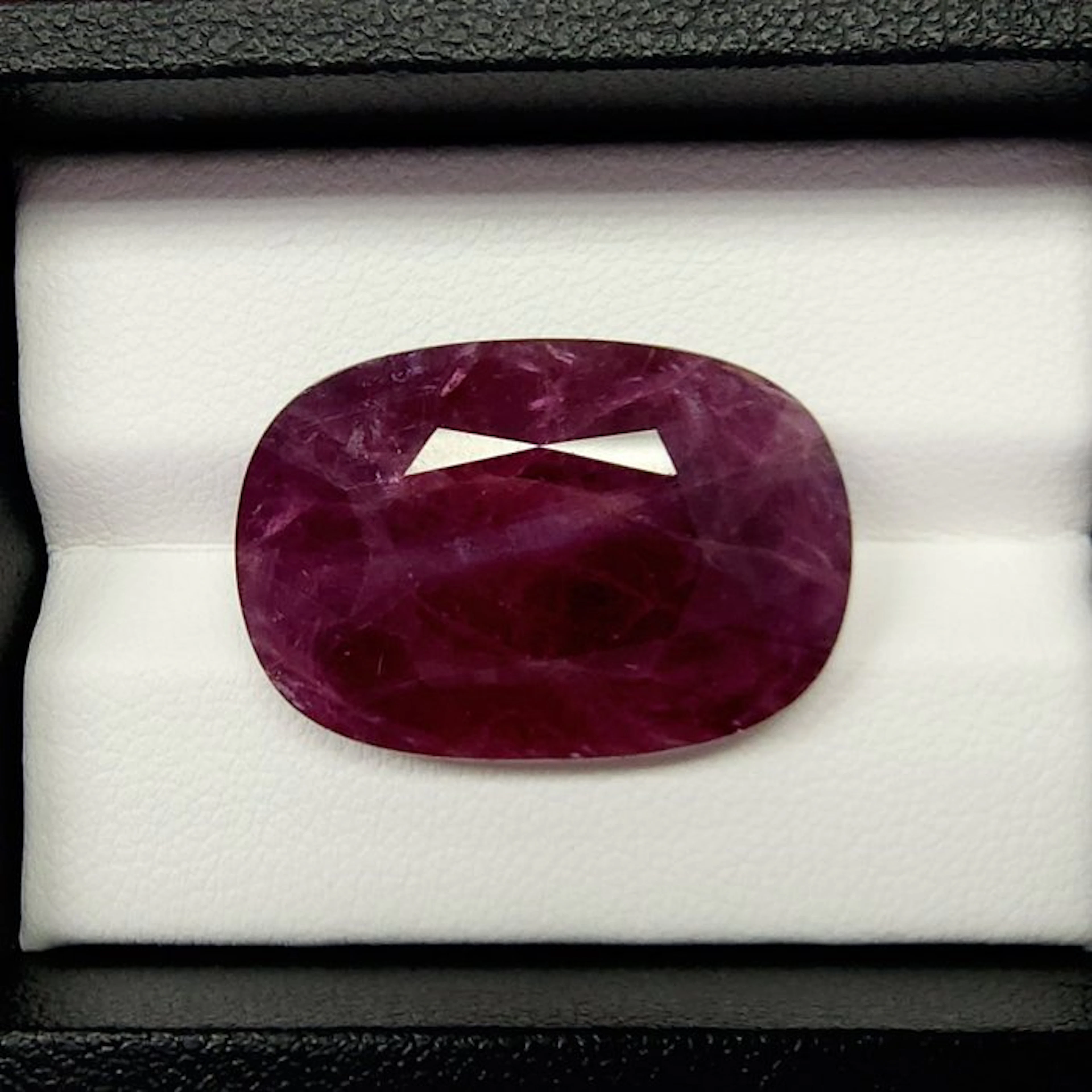 No reserve price - 1 pcs Red Ruby - 29.79 ct - Lotus Gemology - UNHEAT RUBY