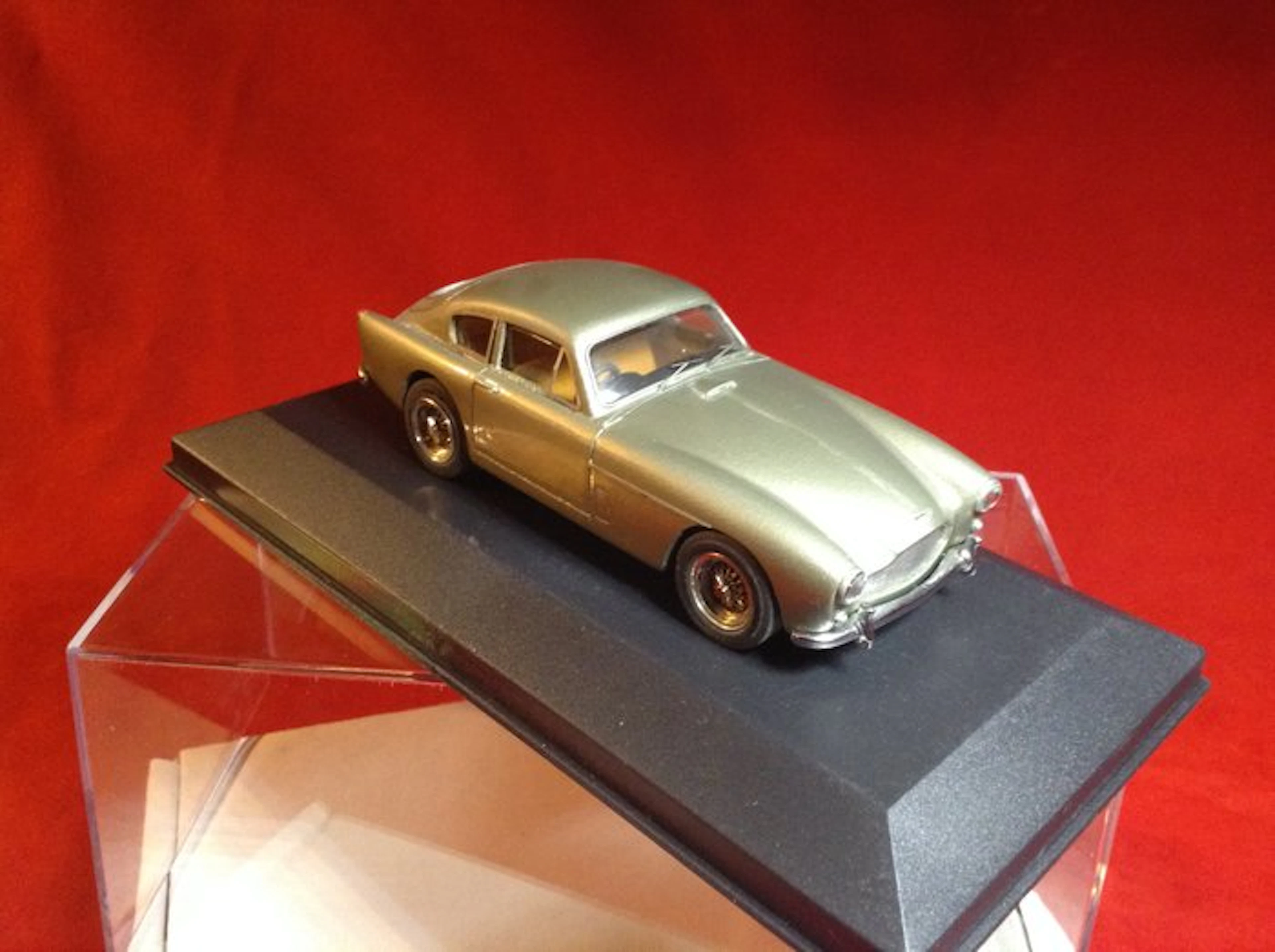 Provence Moulage - made in France 1:43 - Model sports car...