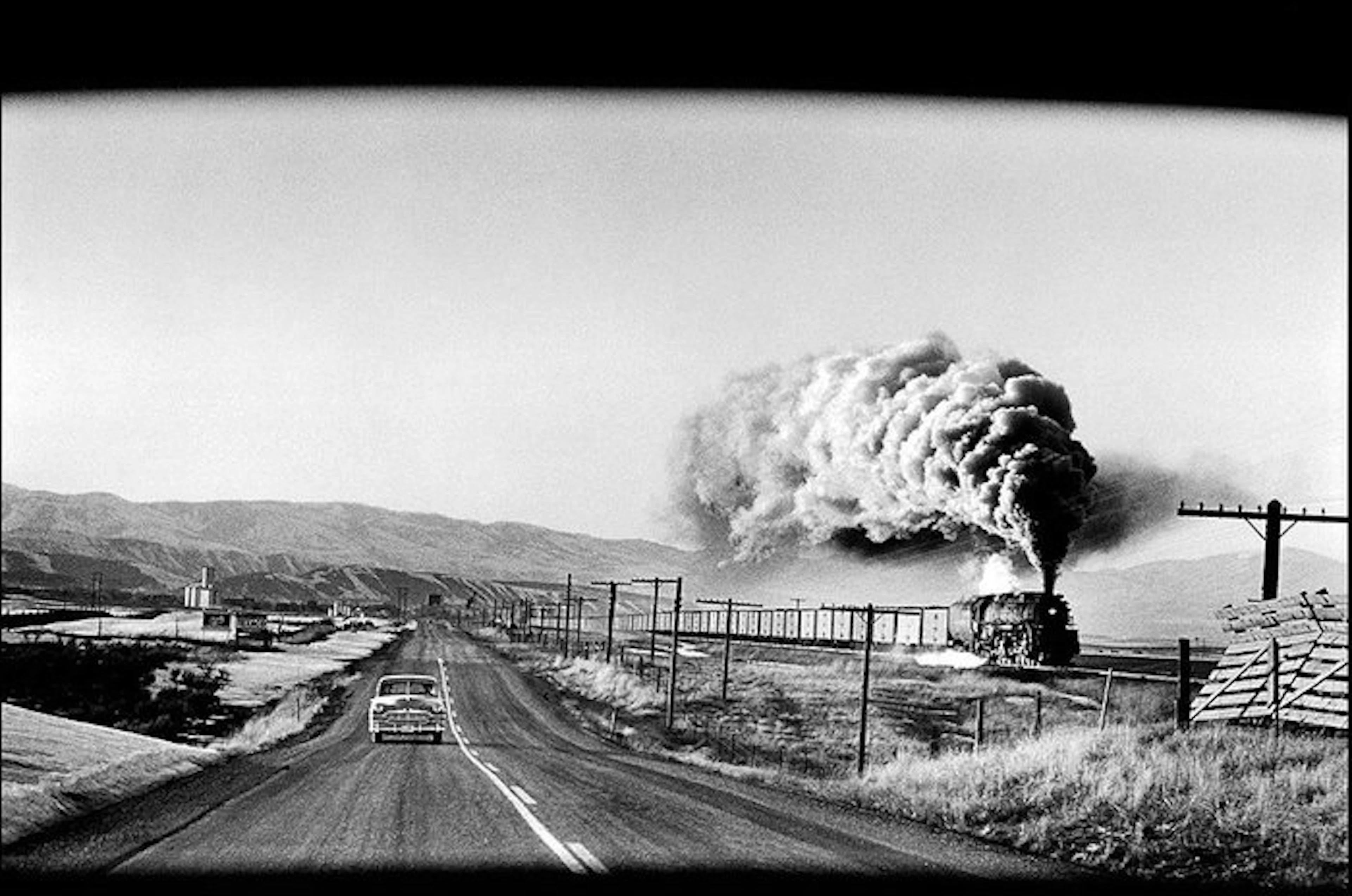 Elliott Erwitt (1928) - Locomotice, Wyoming, USA. 1954.