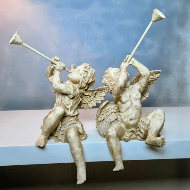 Figurine - Two Amazing Angels / Cherubs on Trumpet (2) - Resin