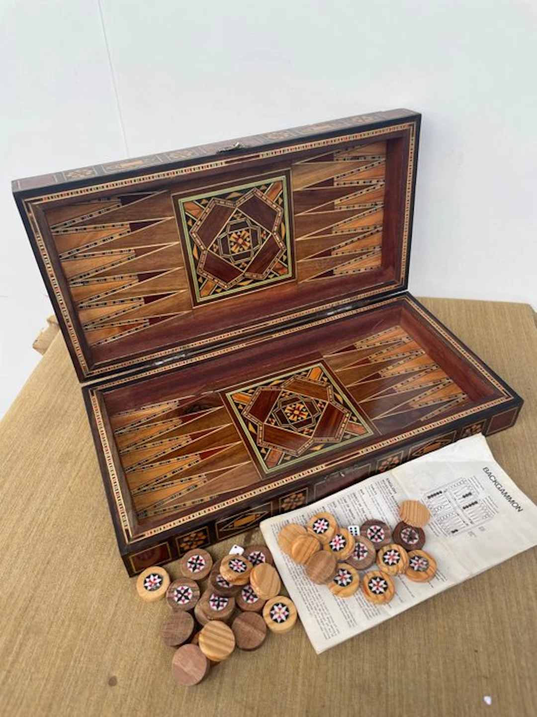 Board game - Backgammon - Wood