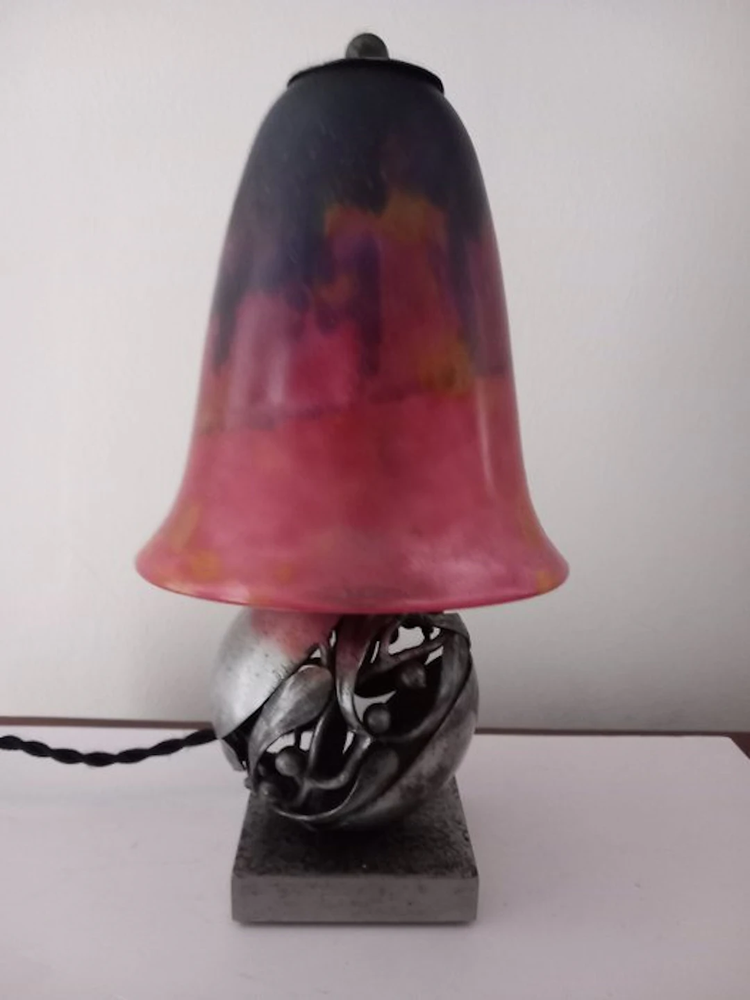 Edgar Brandt, Daum Nancy - Lamp - Glass, Iron - Art Deco lamp 'Boule de Gui'