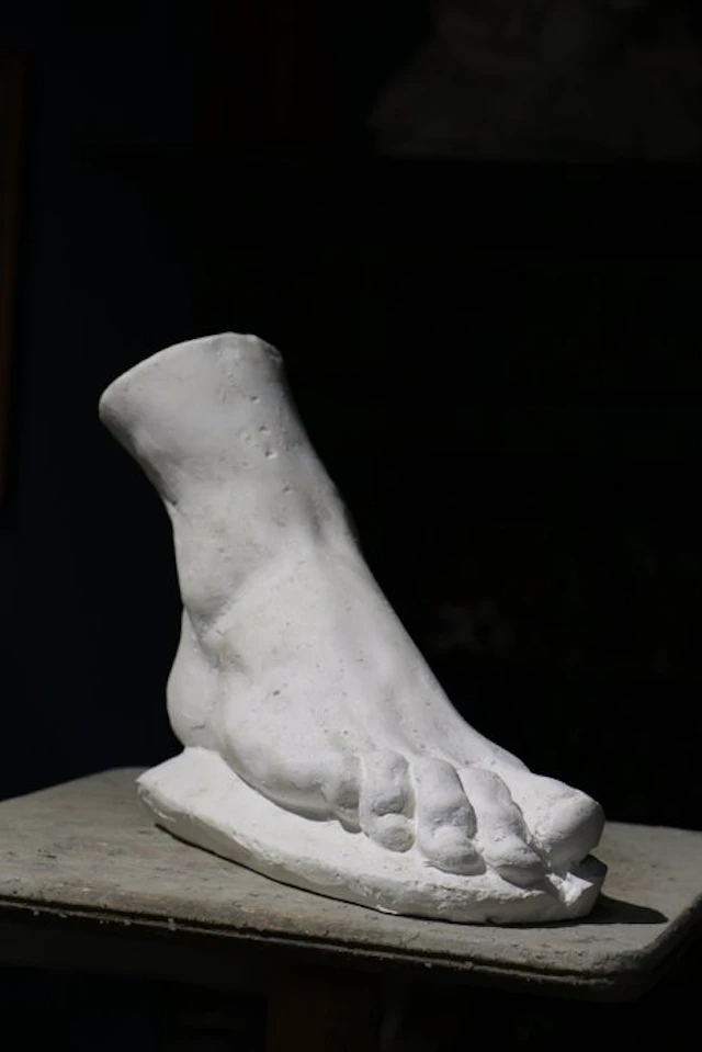 Sculpture, Frammento del Piede del Gladiatore in gesso - 25 cm - Plaster