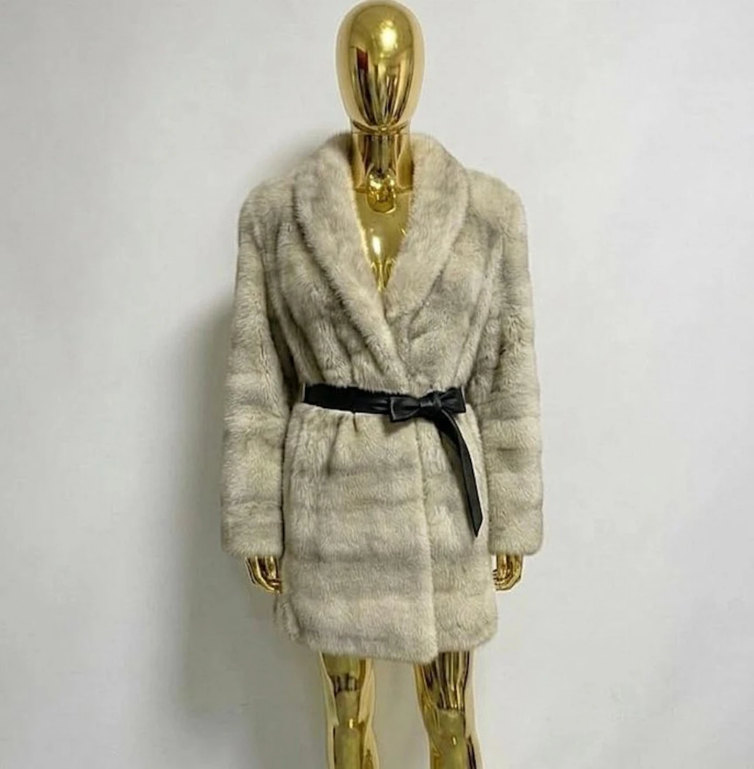 Artisan Furrier - Fur coat
