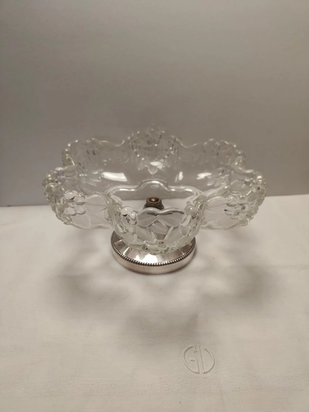Centrepiece - Glass, silver plated