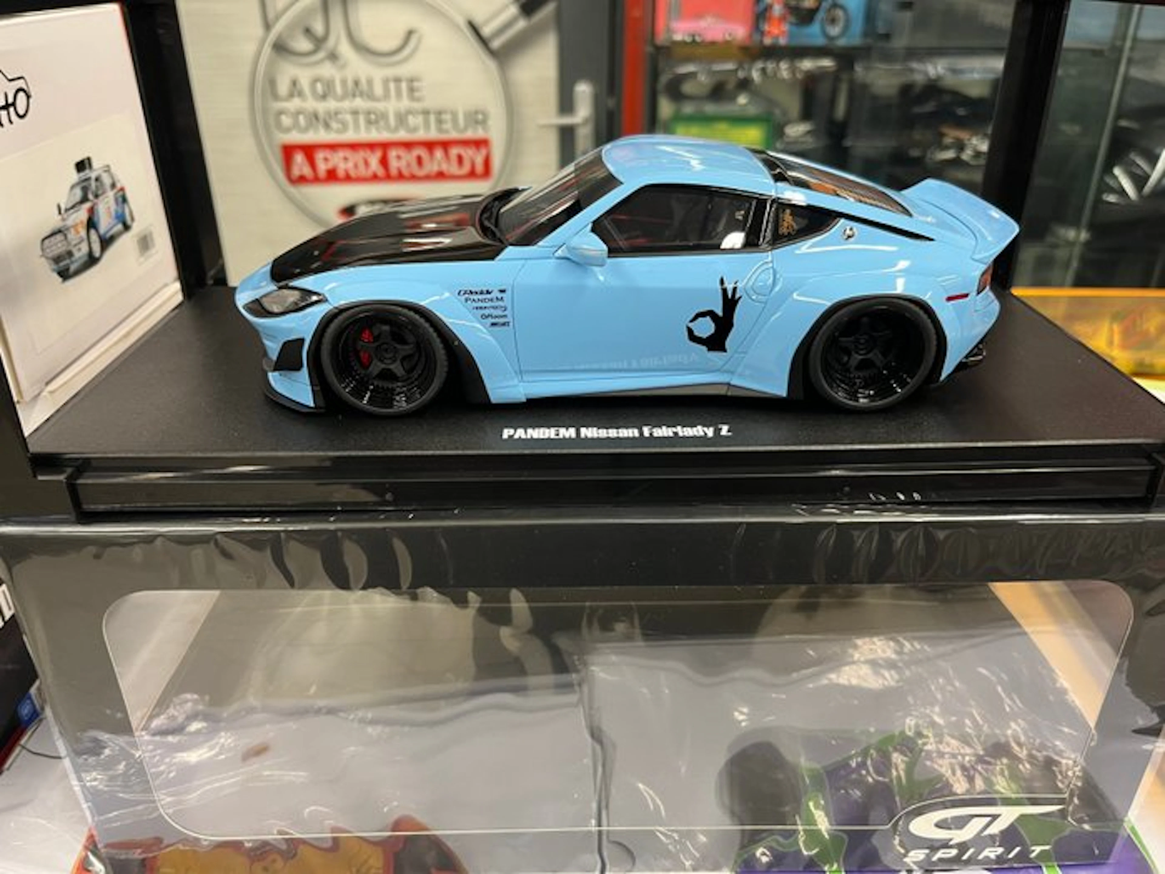 GT Spirit 1:18 - Model race car - Nissan Z PANDÉM FAIRLADY - Limited edition