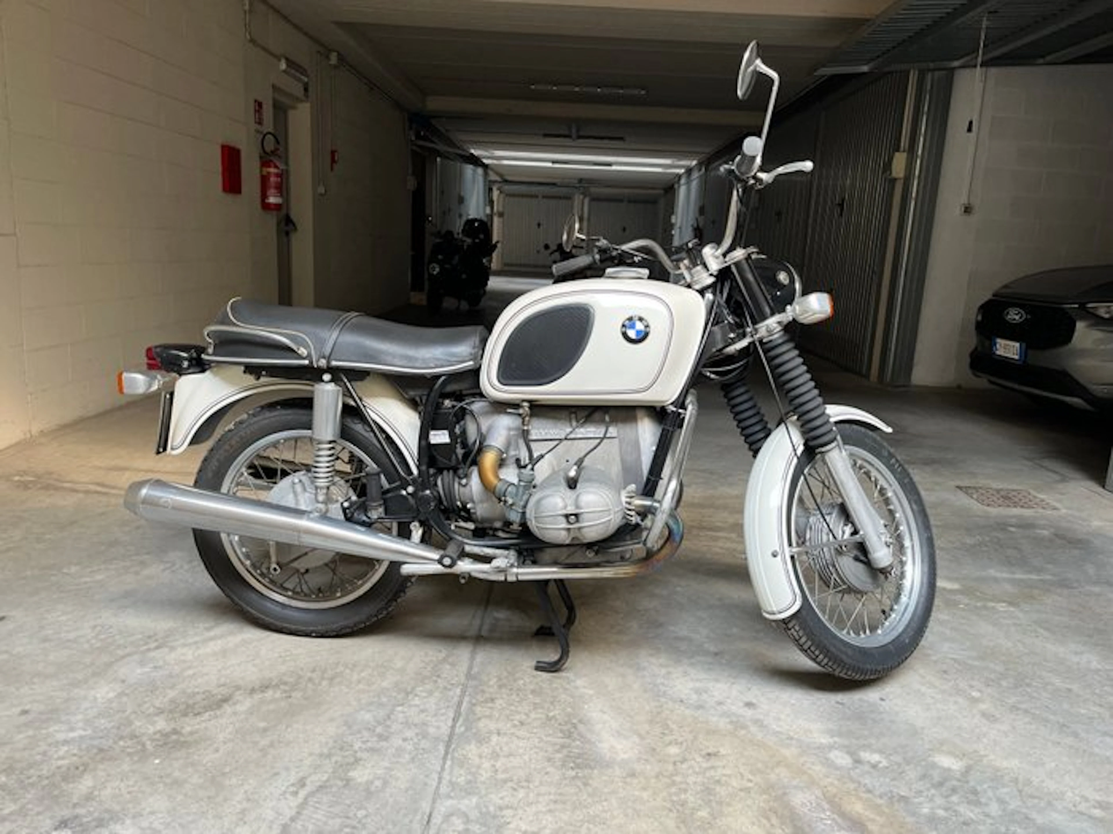 BMW - R 60/5 - 600 cc - 1977