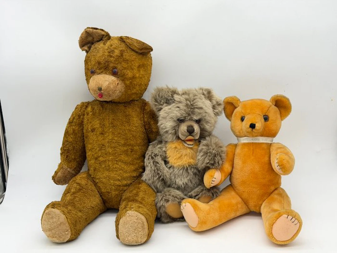 Zotty//Antieke Strogevulde Vintage teddybeer// Estée...