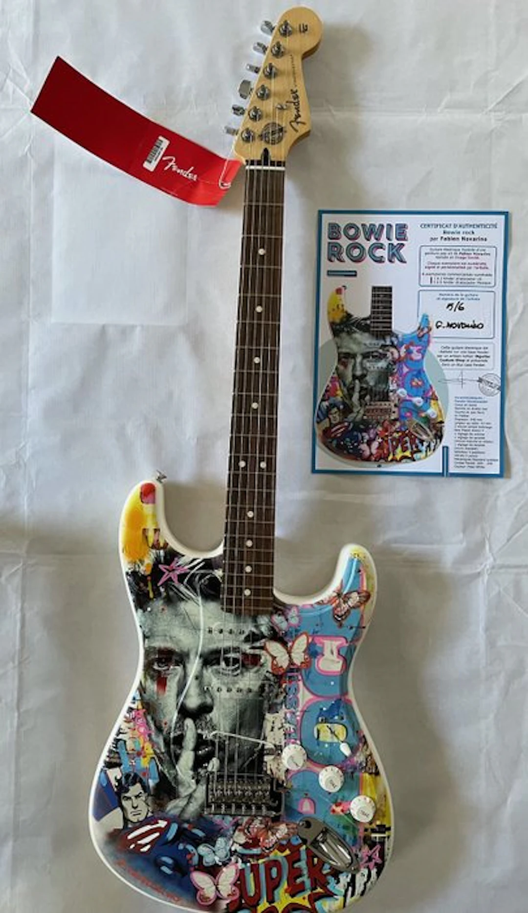 Fender - Stratocaster Bowie Rock - artwork by Fabien Novarino No