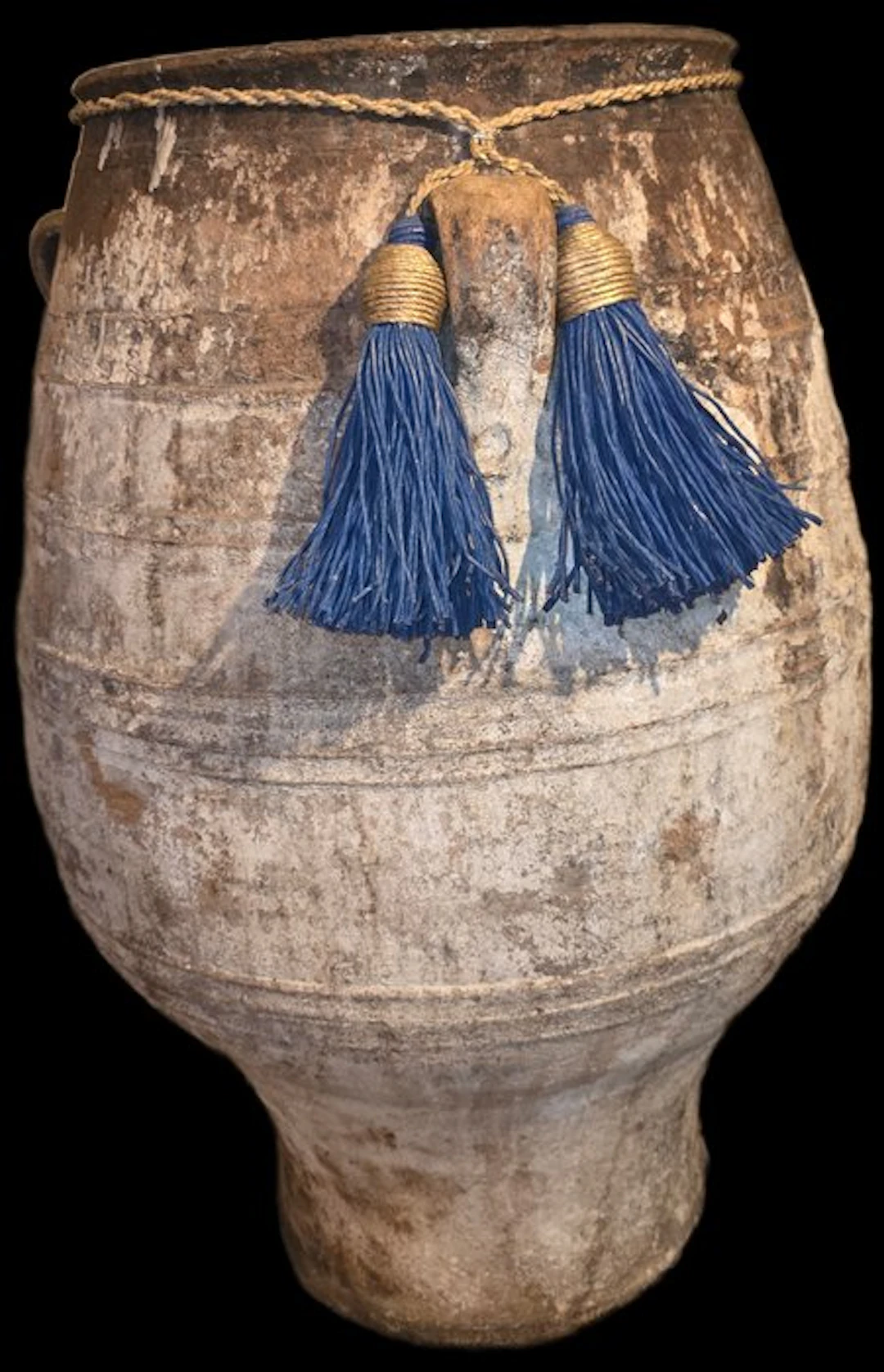 Double handled vase - Clay