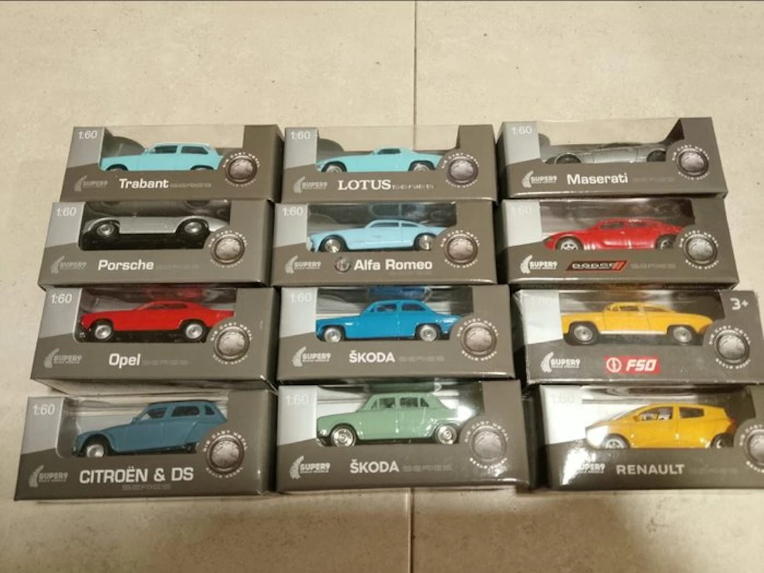 lotus alfa romeo skoda 1:64 - Model car (12) - Super 9