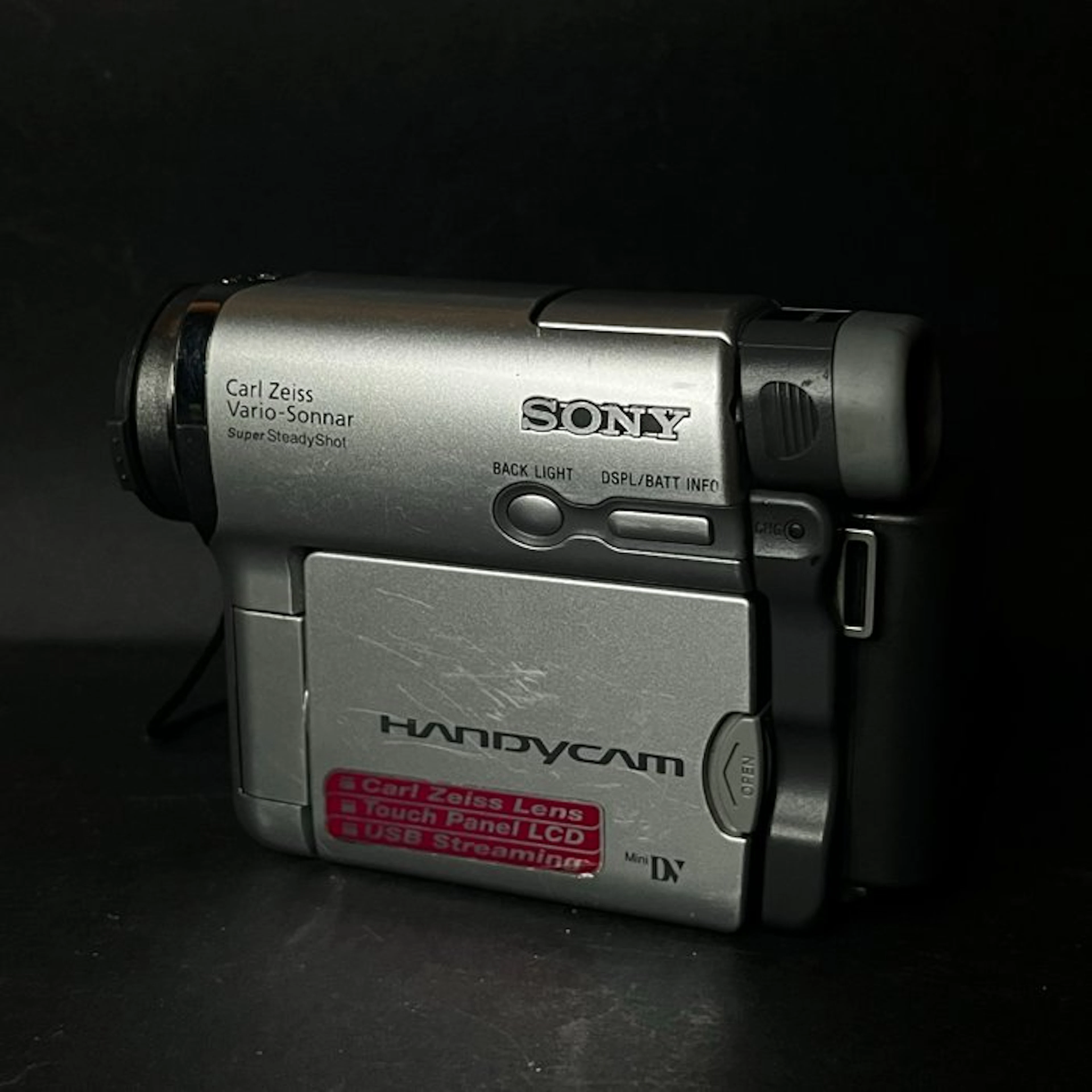 Sony DCR-HC14E Mini DV-DV camera