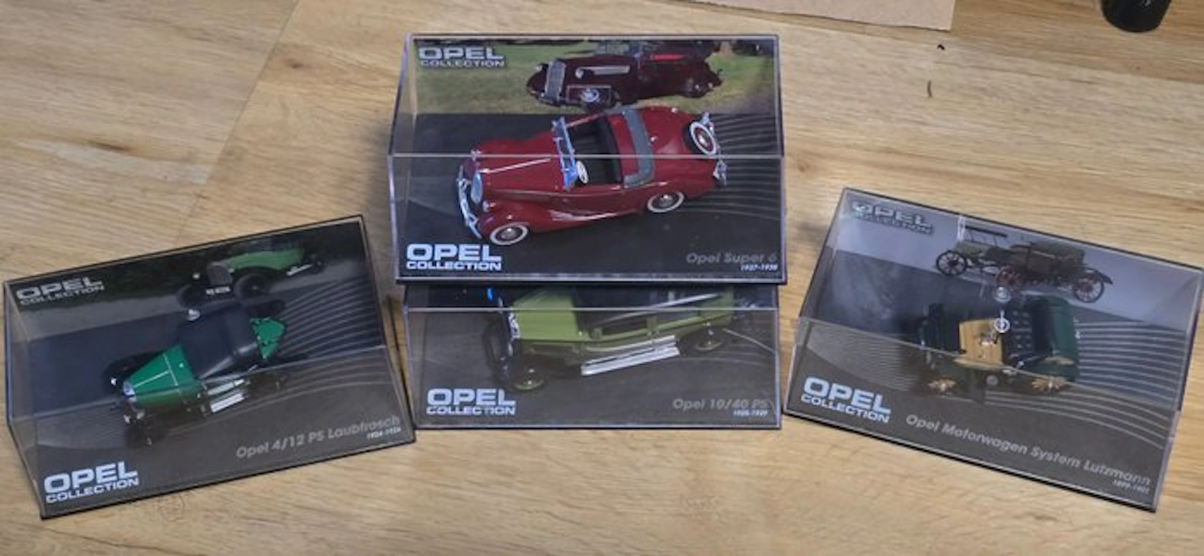 IXO 1:43 - Model car (4) - Opel collection of 4 models