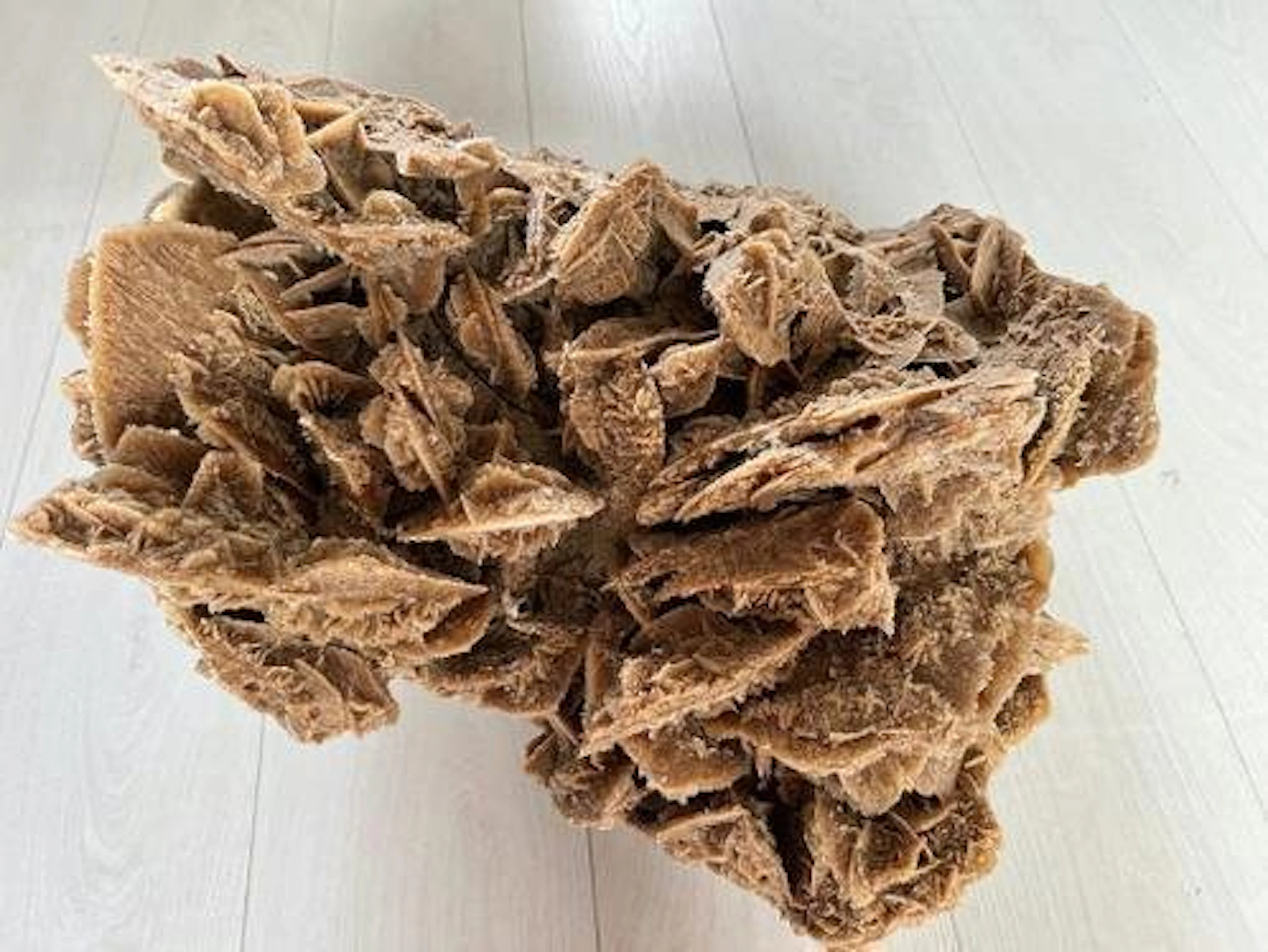 desert rose Crystal cluster - Height: 30 cm - Width: 50 cm- 54 kg - (1)