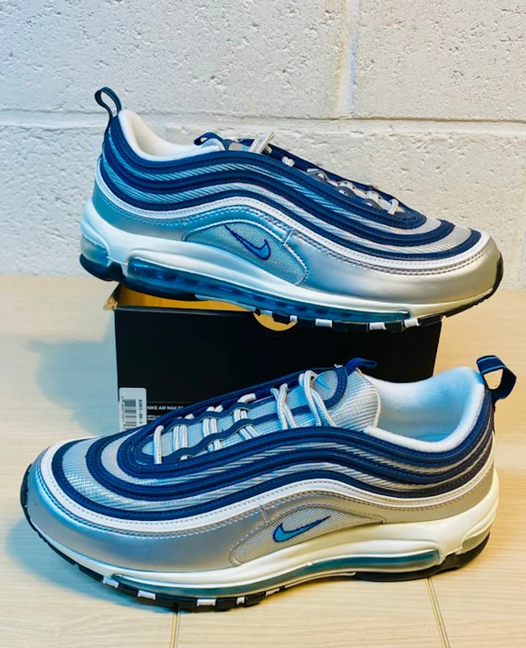 Nike - AM97 Metallic Silver P40,5 - Sneakers - Size: EU 40.5 - New with tags