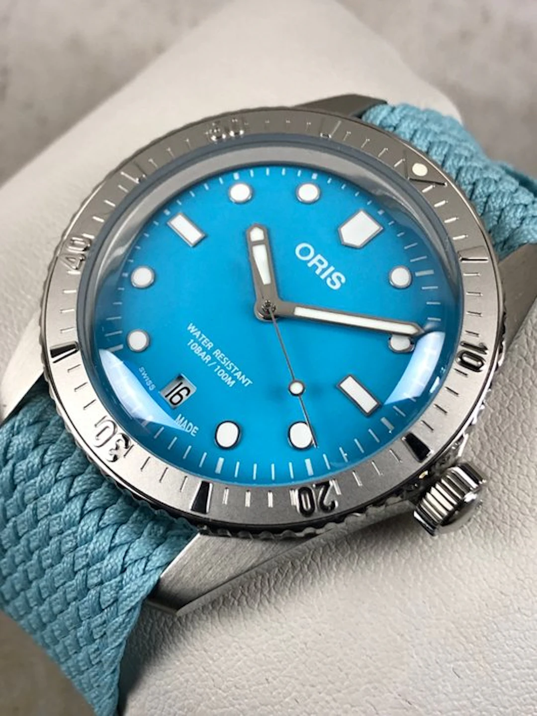 Oris - Divers Sixty Five Cotton Candy Automatic Blue - 01...