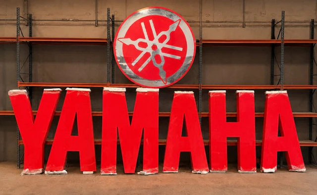 Yamaha - YAMAHA - Lighted sign (6) - Plastic, Metal