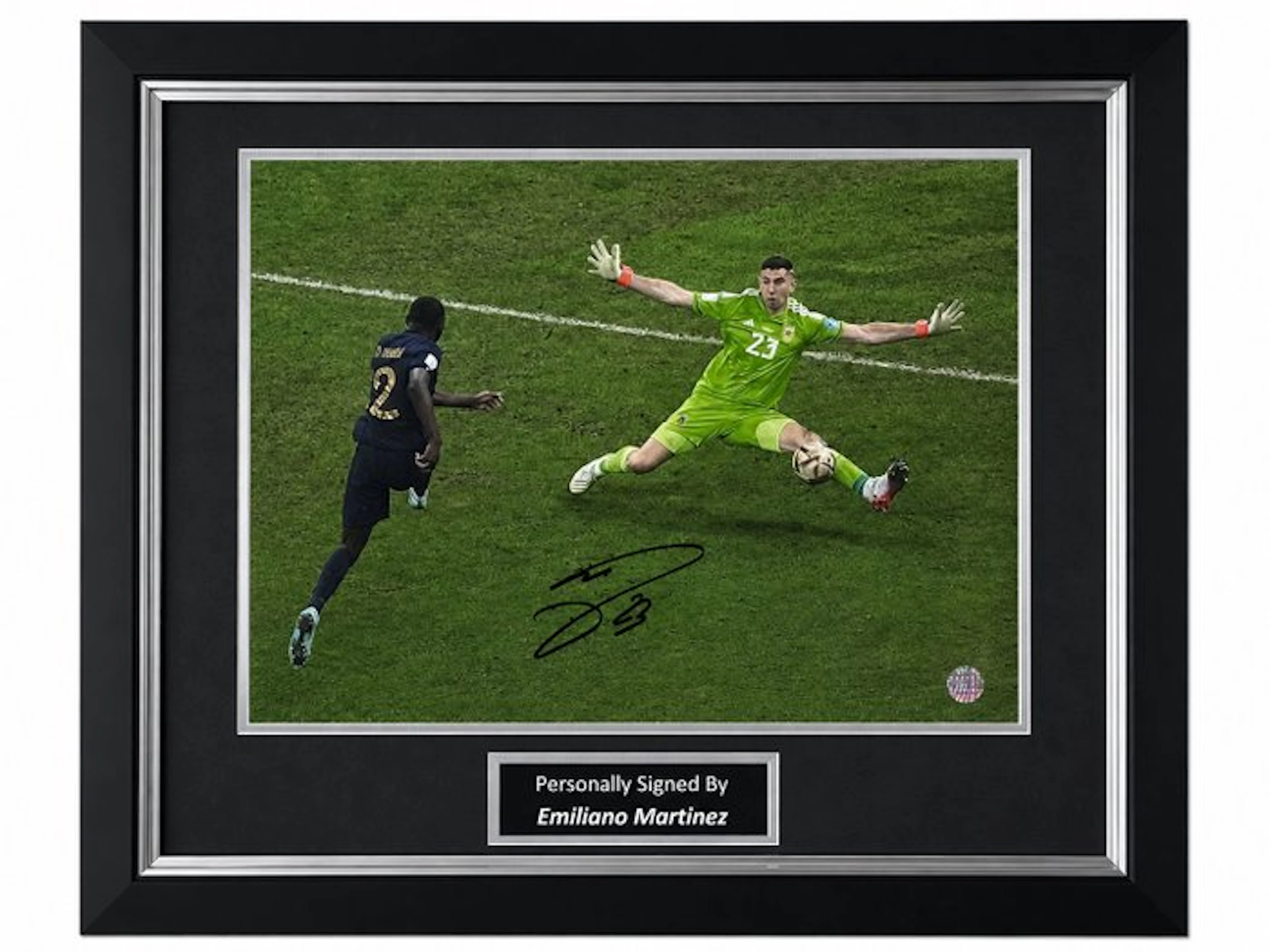 Argentina - Football World Championships - Emi Martinez...