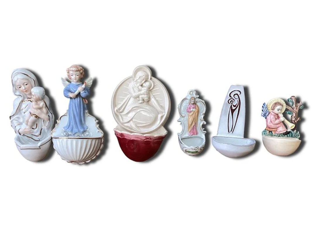Wall decoration (6) - holy water font - Europe