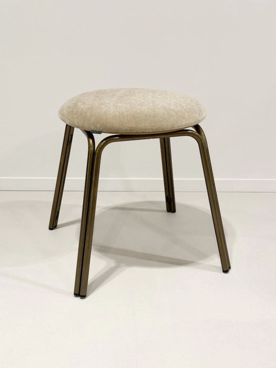 Bogaerts - Jacob Nitz - Stool (2) - F1 - Steel, Oak - Stackable stools