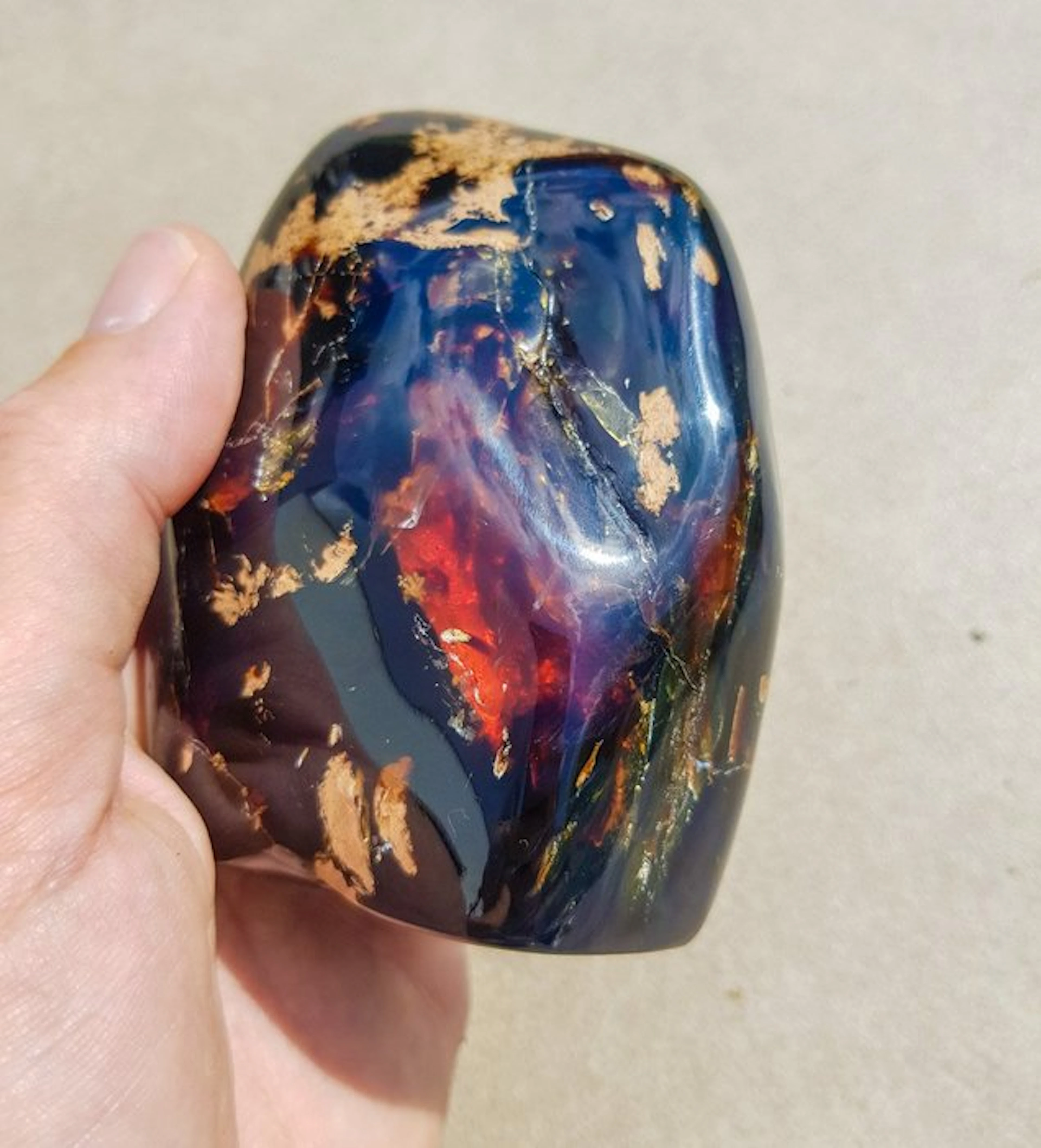 Amber - 10 cm - 7 cm (No reserve price)
