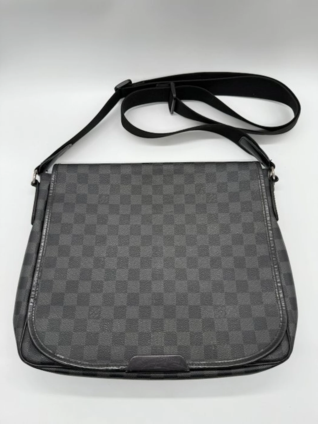 Louis Vuitton - Daniel - Messenger bag