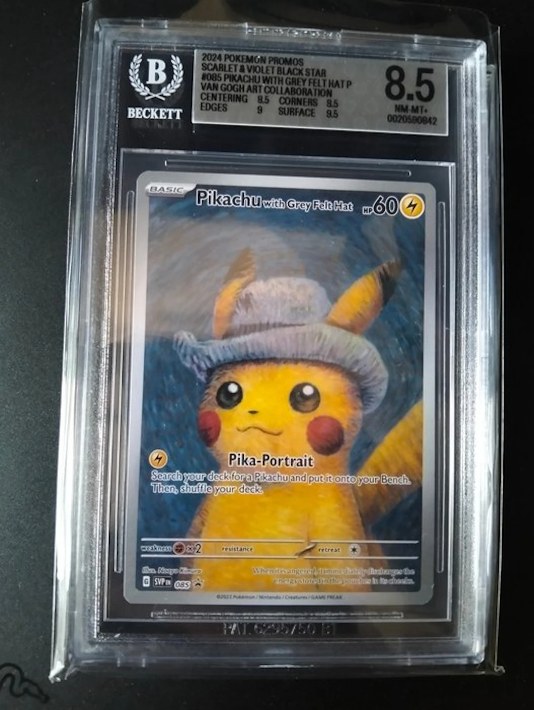 Pokémon - 1 Graded card - Pikachu SVP 085 Promo card