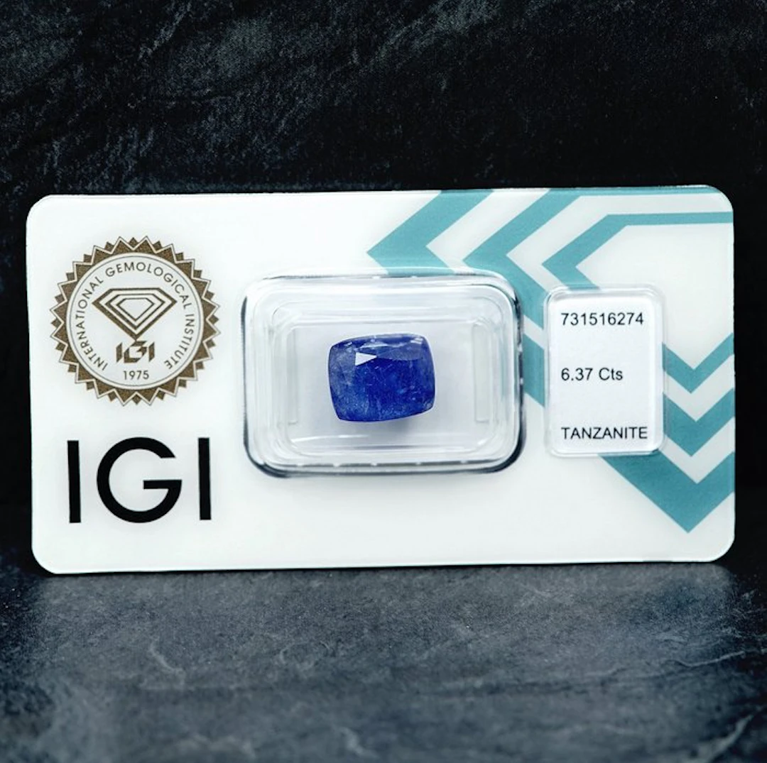 No reserve price - 1 pcs Blue