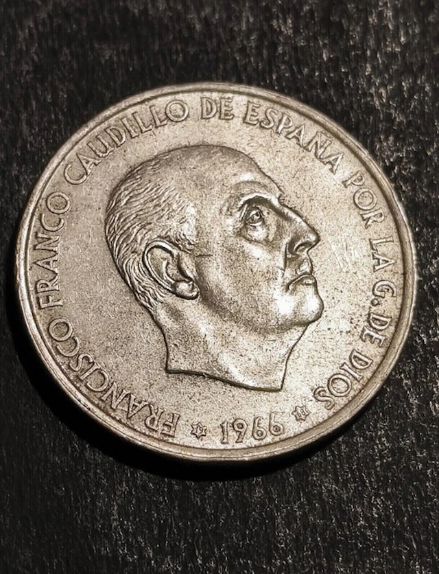 Spain. Francisco Franco. 100 Pesetas 1966 *68 (No reserve price)