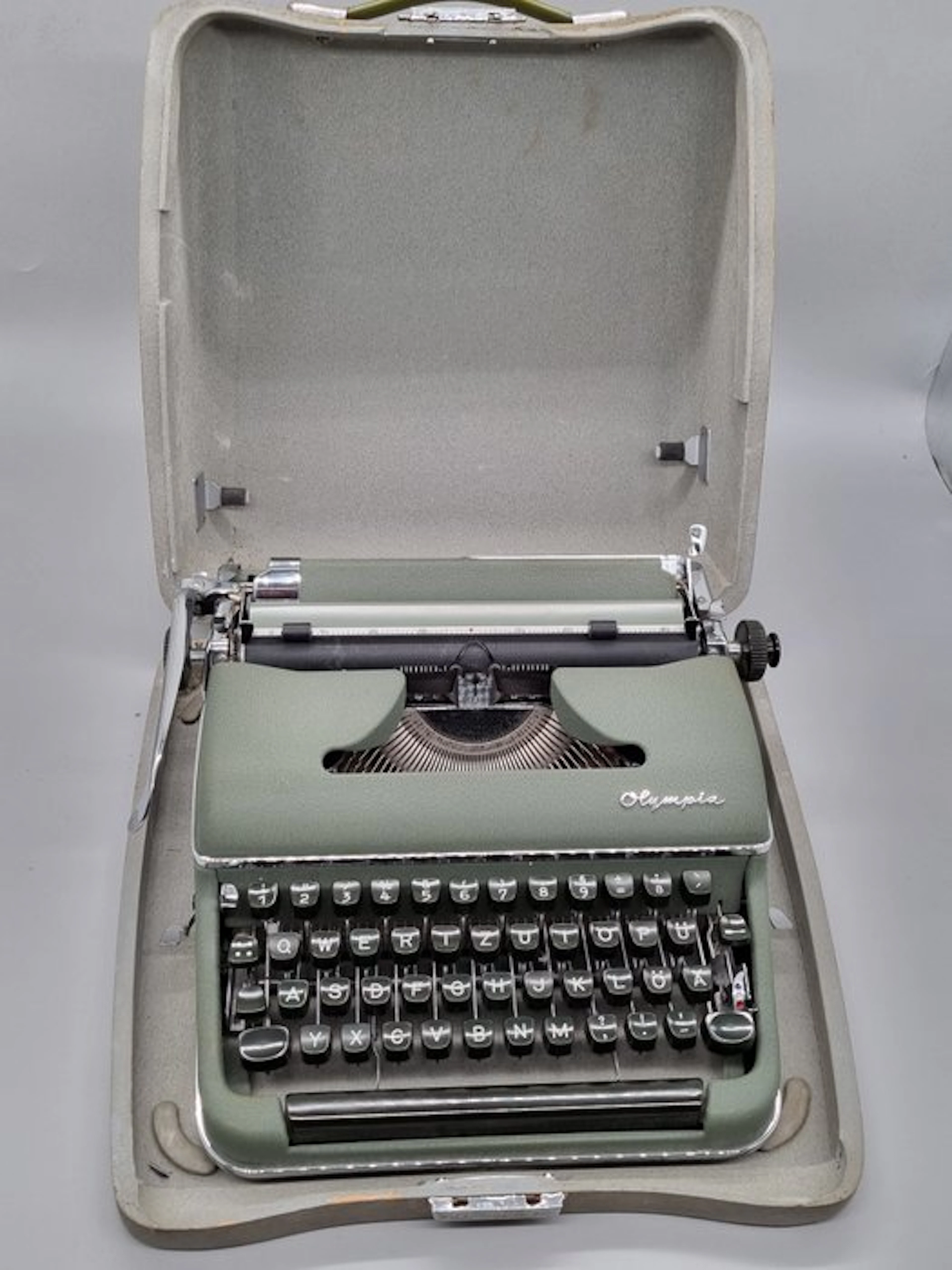 Olympia SM2 - Typewriter - 1950-1960
