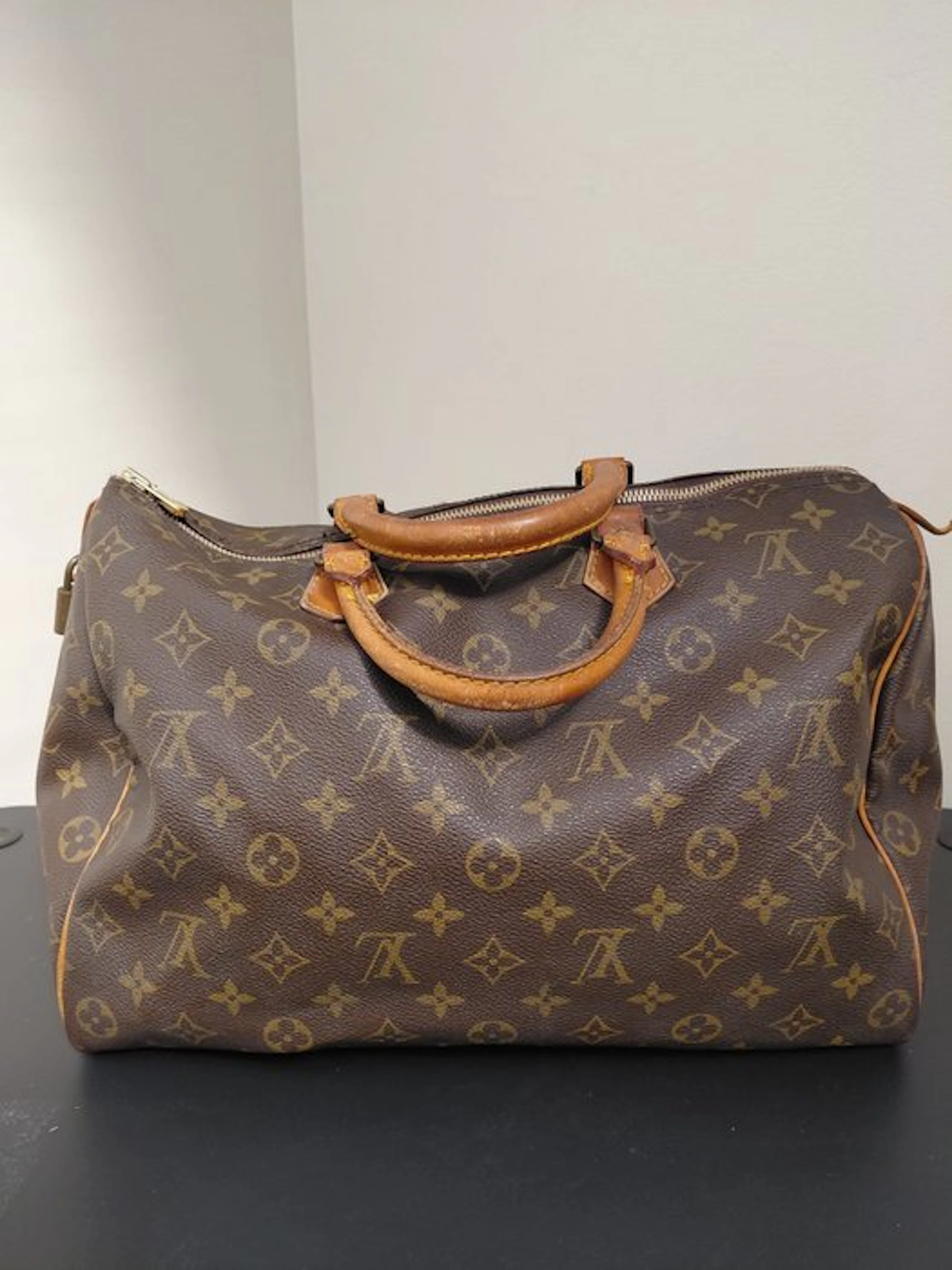 Louis Vuitton - Speedy 35 - Handbag