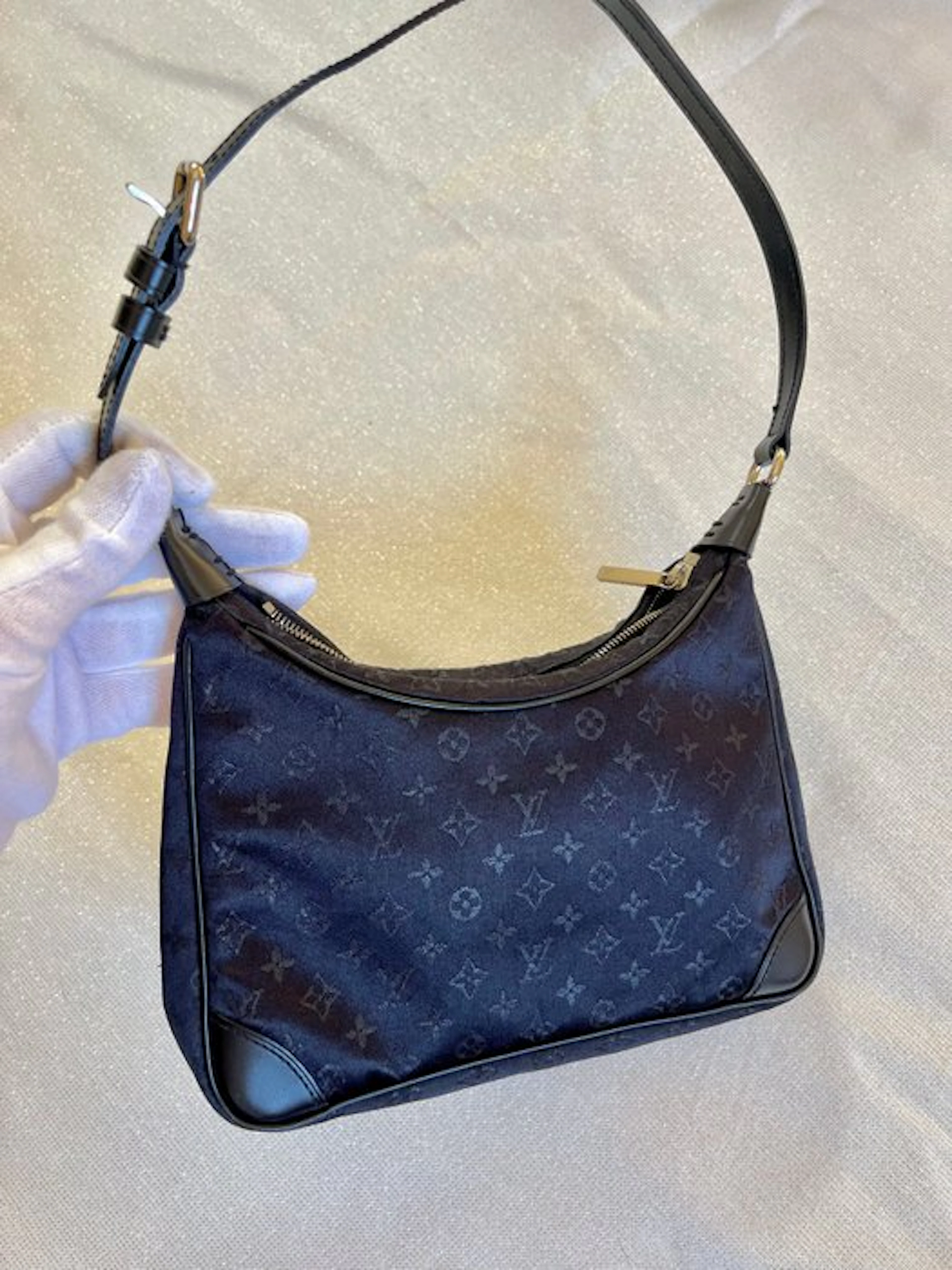 Louis Vuitton - Mini Boulogne - Handbag