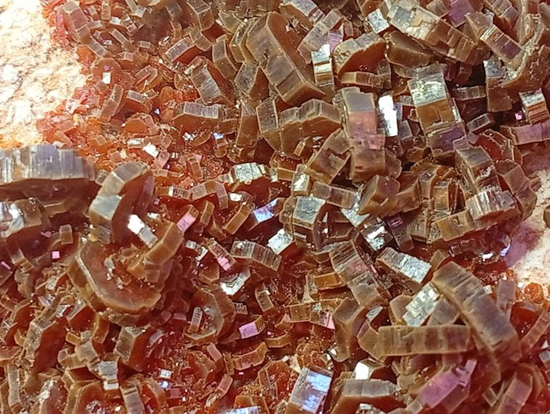Vanadinite Crystal cluster- 1700 g - (3)