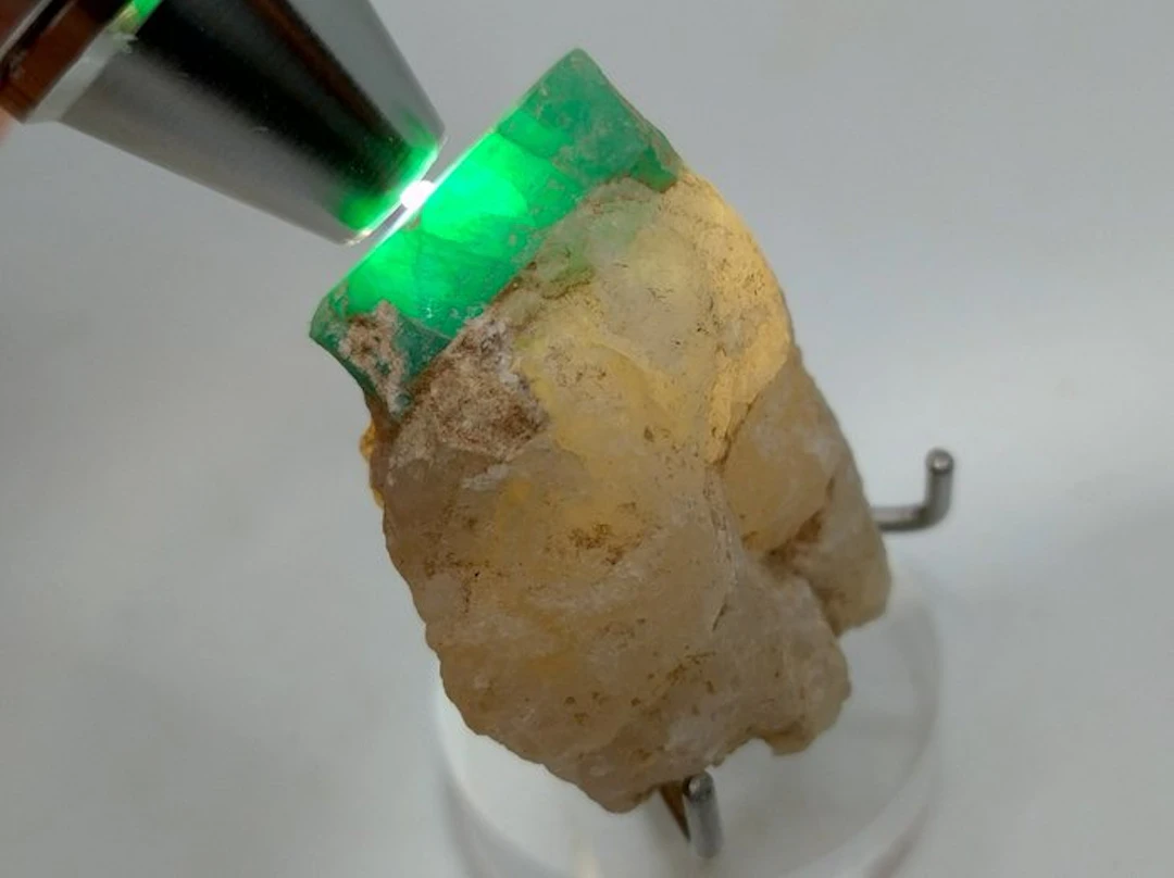 Beautiful Untreated Natural Emerald in Matrix- 19.3 g