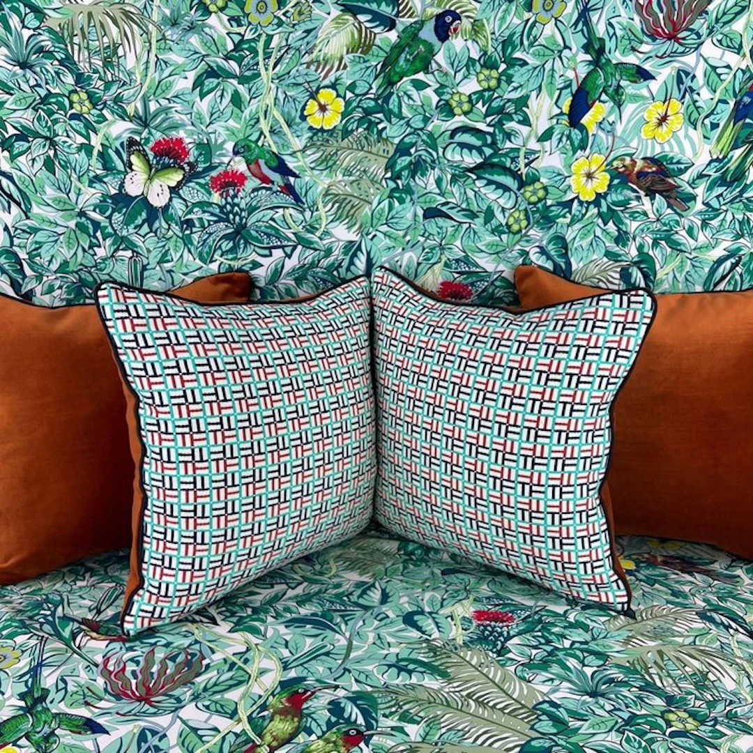 HERMÈS -New set -Two cushions in a set of four in total - Cushion