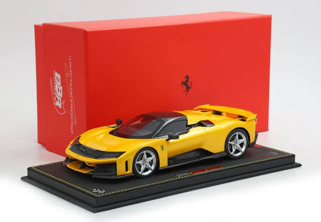 BBR 1:18 - Model sports car - Ferrari F80 tetto carbonio...